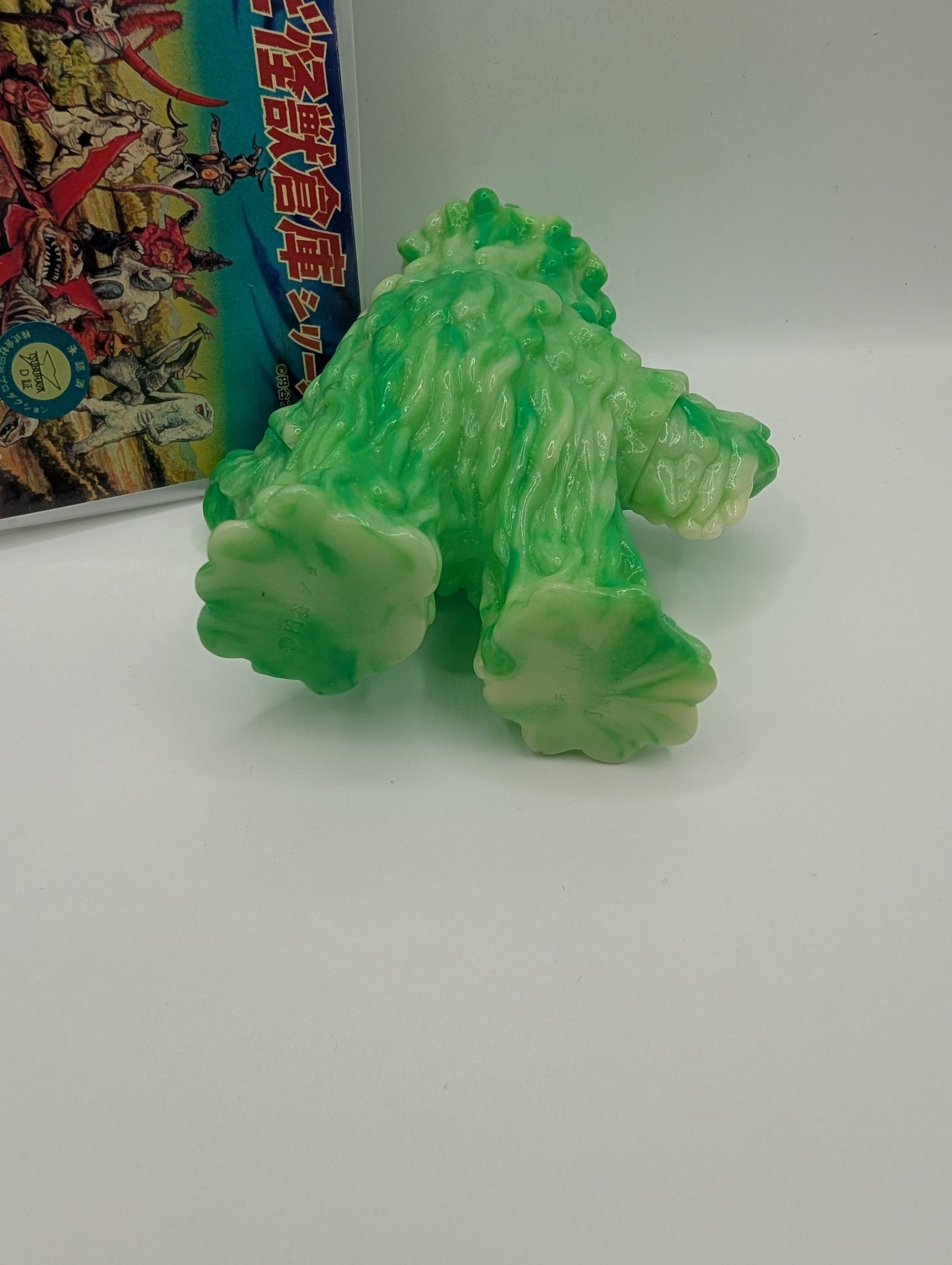 Maxtoys Ultraman Series Zazarn Sludge Kaiju Green GID Figure Sofubi H12CM(4.5in) FRENLY BRICKS - Open 7 Days