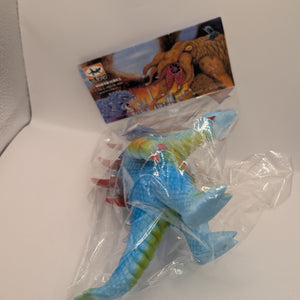 Maxtoys Japanese soft vinyl toy (sofubi) Monster Femigon Ultraman FRENLY BRICKS - Open 7 Days