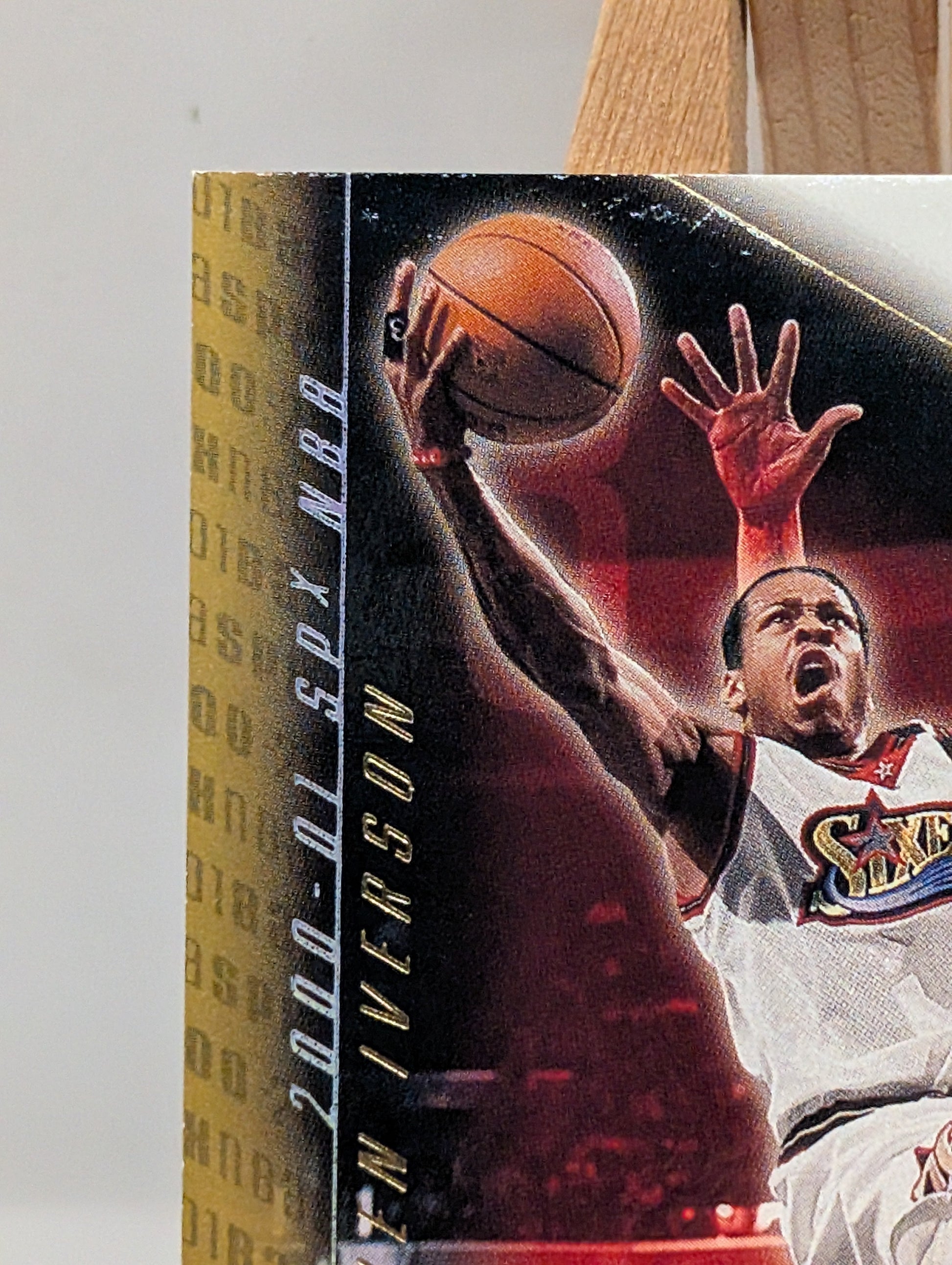 Allen Iverson [Spectrum] #3 2000 Spx /25 NBA FRENLY BRICKS - Open 7 Days