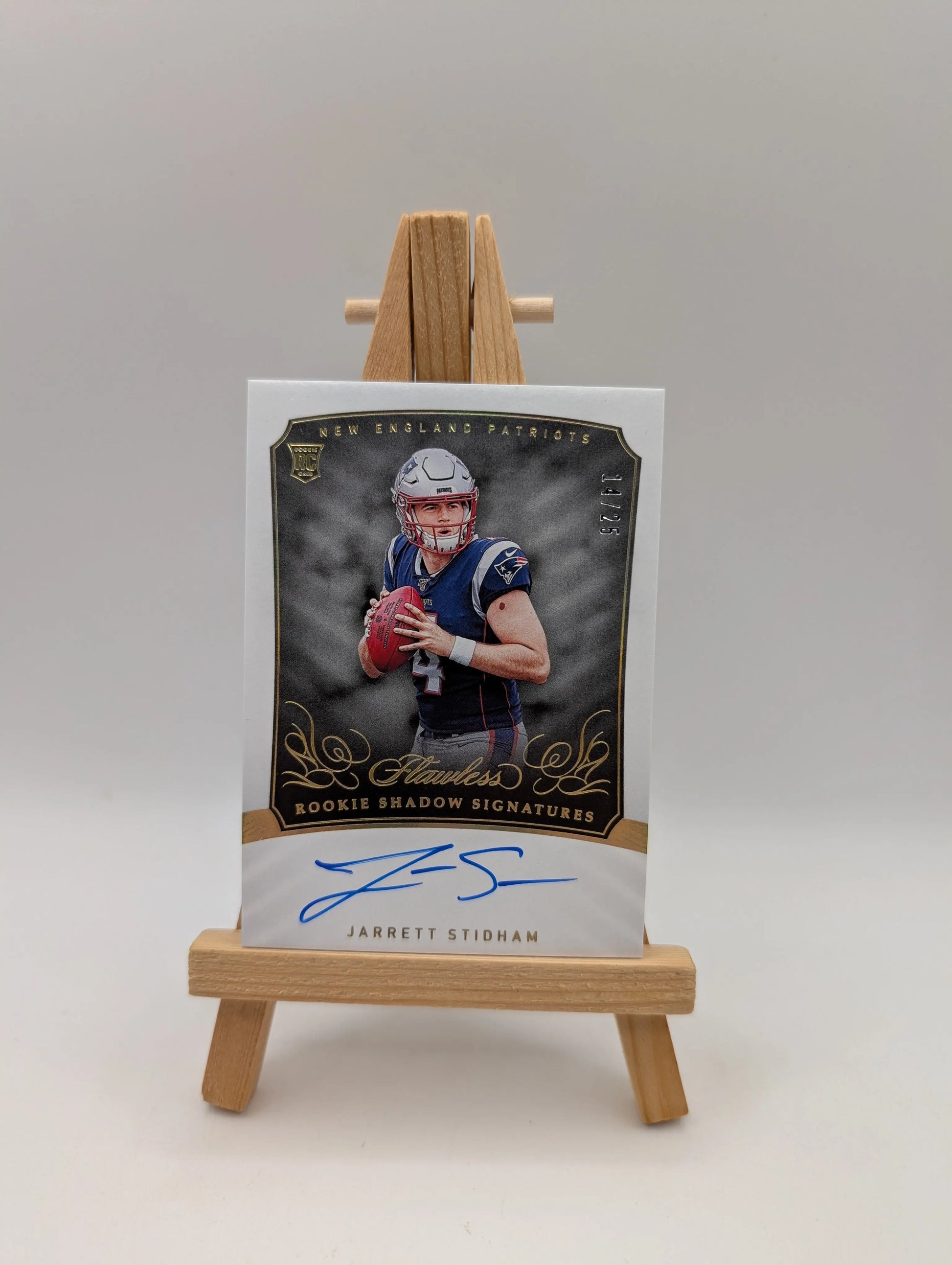 2019 Flawless Jarrett Stidham RC Shadow Signatures Gold ON CARD Auto /25 RSS-JS FRENLY BRICKS - Open 7 Days