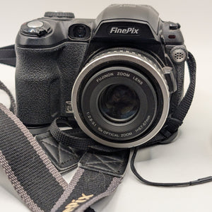Fujifilm FinePix S5000 Digital Camera Black  Untested No Battery FRENLY BRICKS - Open 7 Days