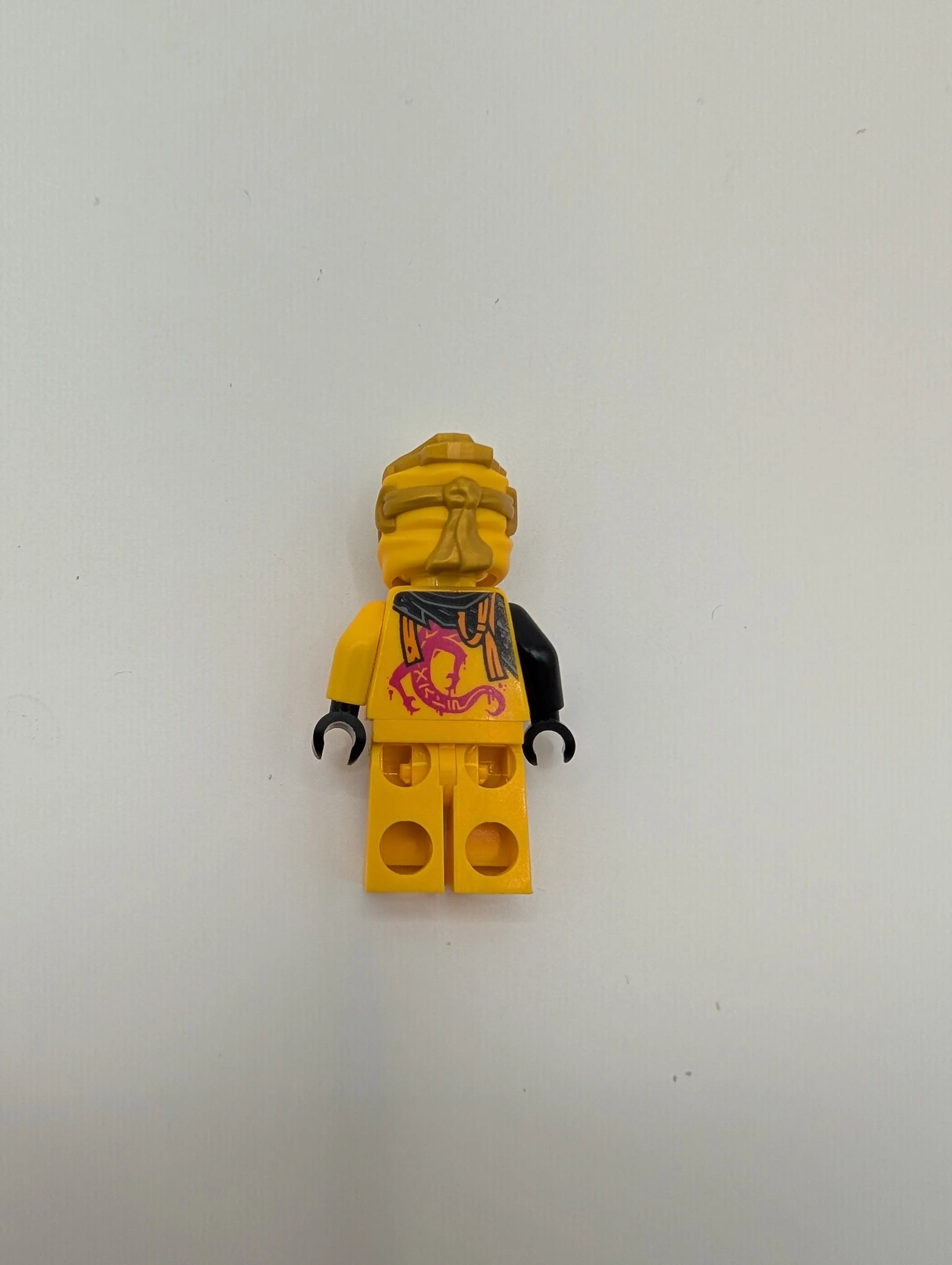 Arin – Magenta Dragon Shirt, Head Wrap (njo0921) FRENLY BRICKS - Open 7 Days
