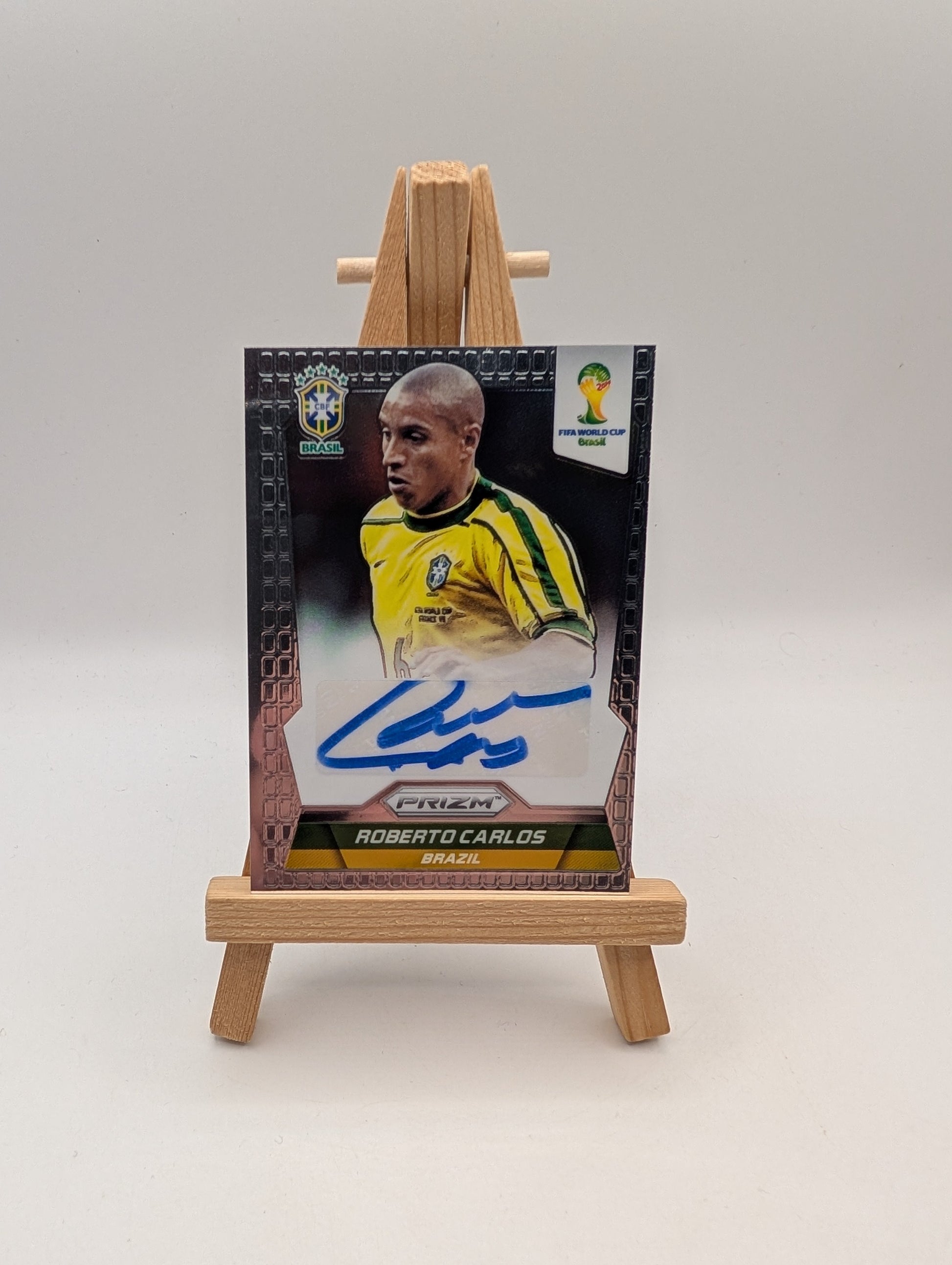 2014 Panini Prizm World Cup - Roberto Carlos  Signature #S-RC (AU) FRENLY BRICKS - Open 7 Days