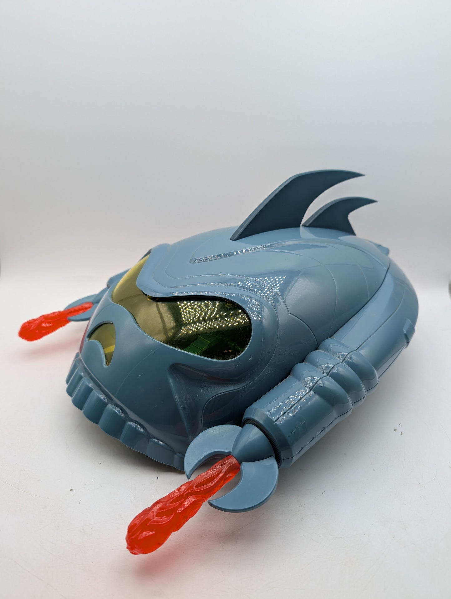 MOTU Origins Collector Vehicle w/ Grip & Claw Accessories Mattel