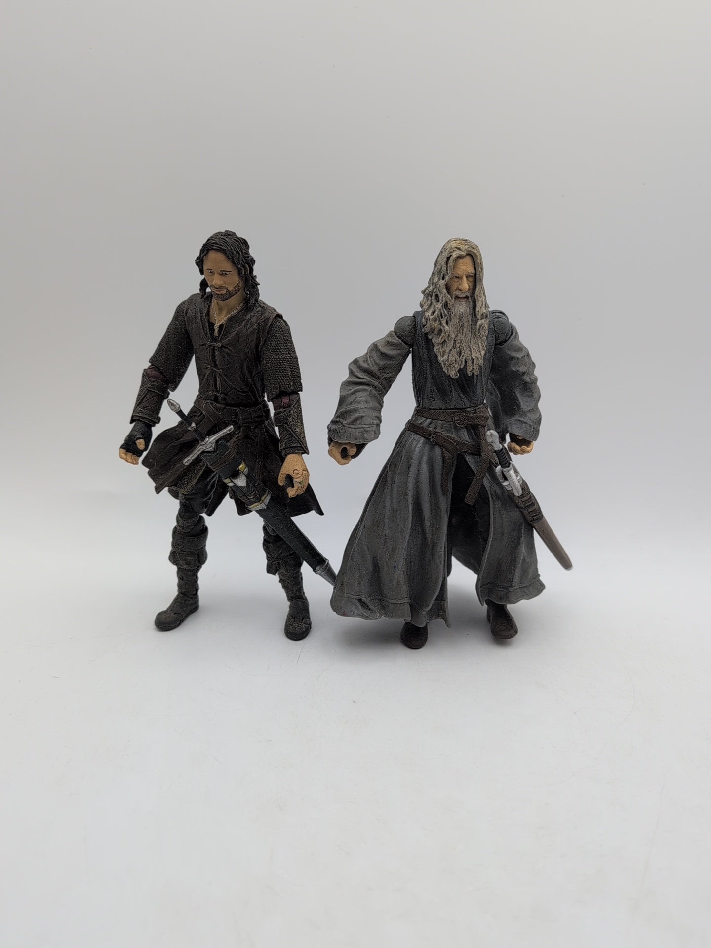 Lord of the Rings Aragorn & Gandalf Action Figures 2004 Toy Biz image 5