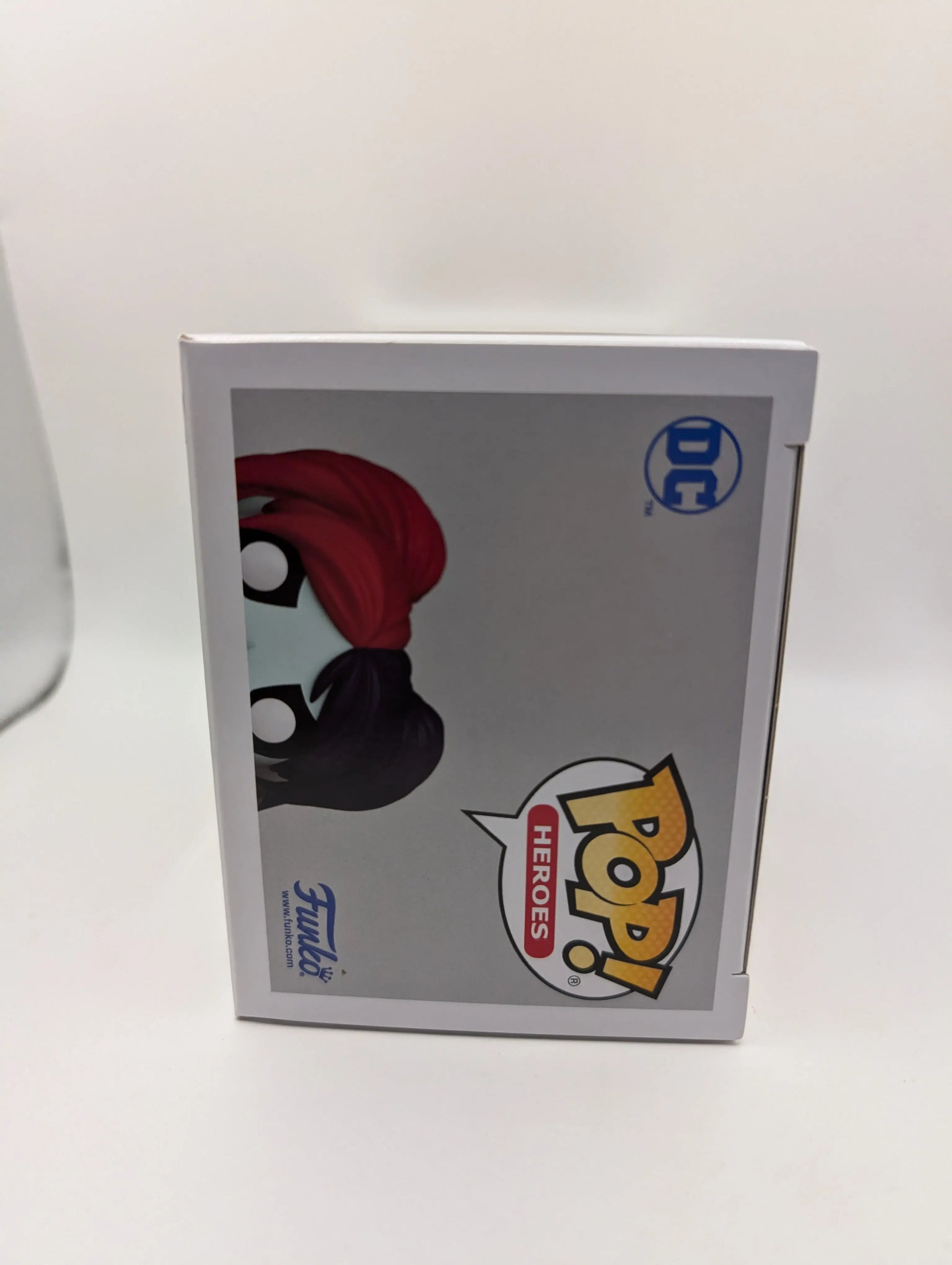 DC Comics - Harley Quinn with Pizza Pop! Vinyl Figure #452 Funko FRENLY BRICKS - Open 7 Days