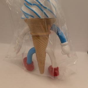 Dune/Tetsurod Flavors Andrew Soft Serve Ice Cream 435 BLUE white Sofubi FRENLY BRICKS - Open 7 Days