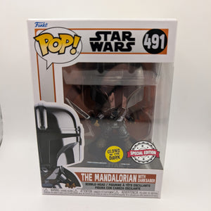 Funko Pop! Star Wars The Mandalorian With Darksaber Glows In The Dark #491 FRENLY BRICKS - Open 7 Days