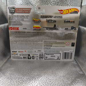 Hot Wheels Car Culture Team Transport Fleet Street with 2016 Mercedes-AMG GT3 FRENLY BRICKS - Open 7 Days