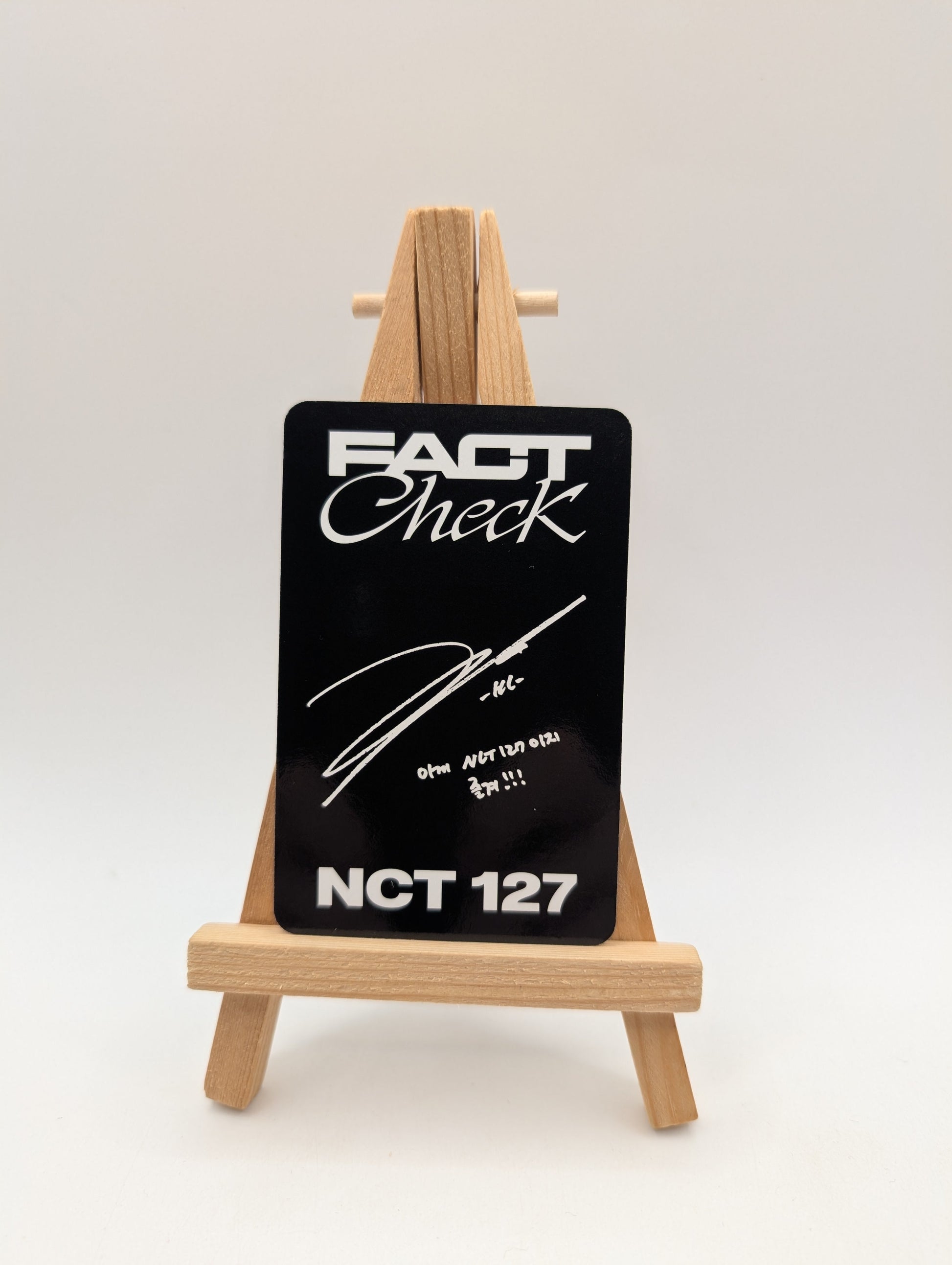 HAECHAN NCT 127 Fact Check Exhibit Vers - Official photo card PC FRENLY BRICKS - Open 7 Days