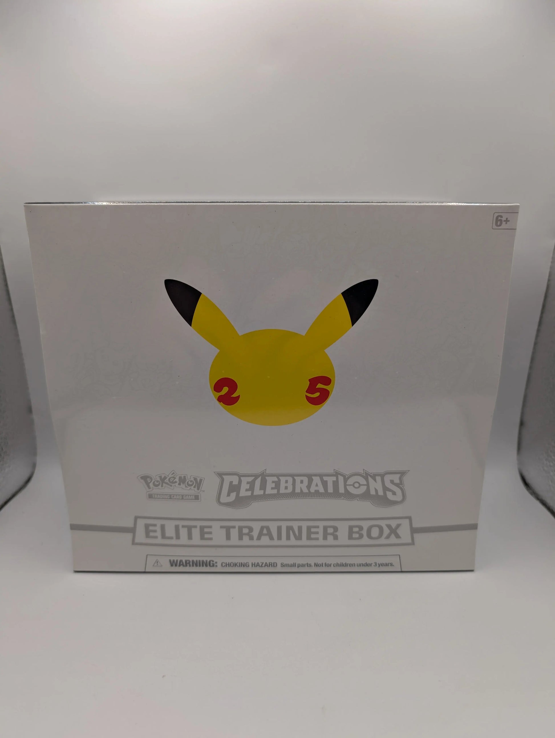 Pokemon TCG - Celebrations Elite Trainer Box ETB - NEW Factory SEALED English FRENLY BRICKS - Open 7 Days