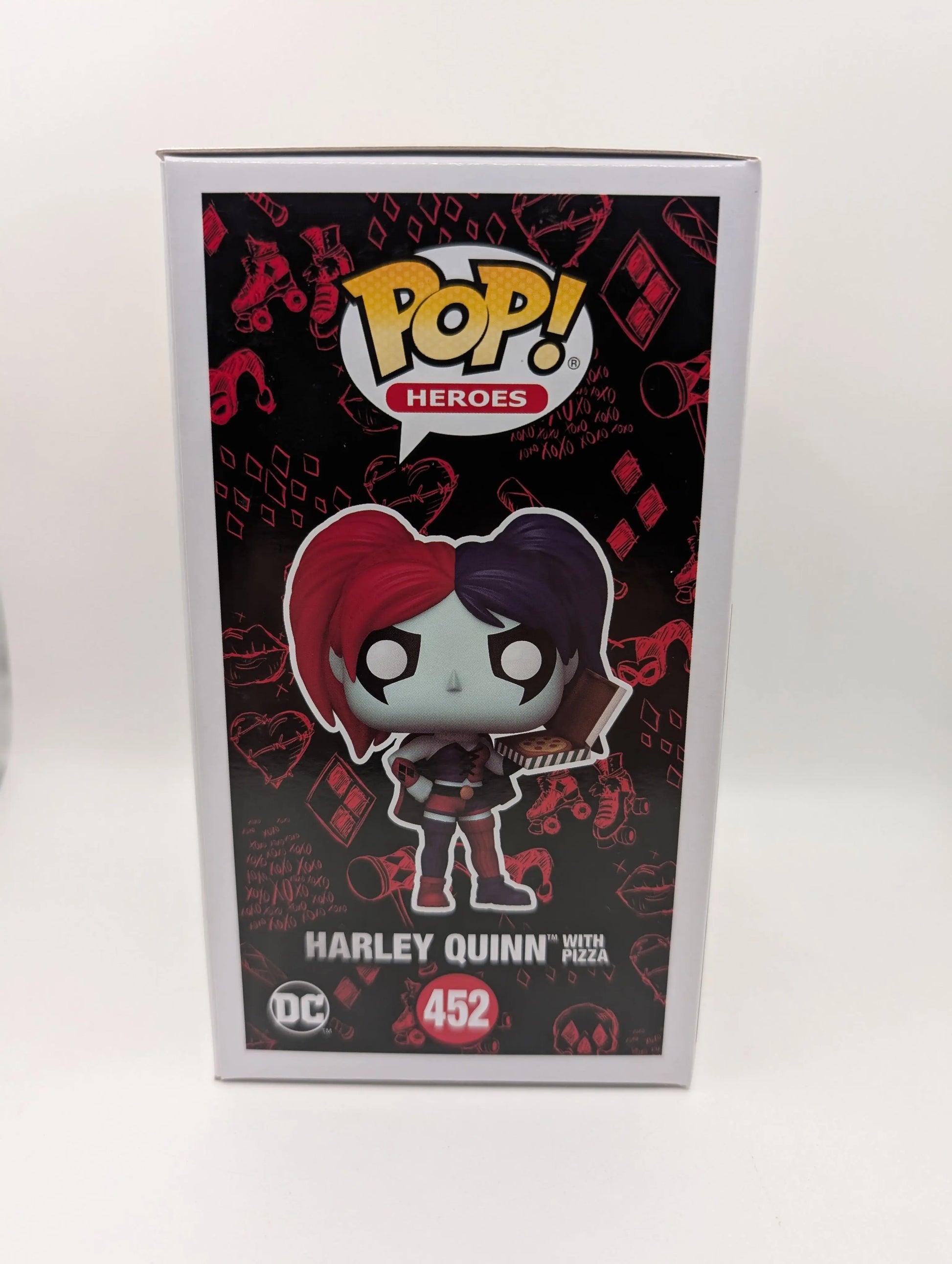 DC Comics - Harley Quinn with Pizza Pop! Vinyl Figure #452 Funko FRENLY BRICKS - Open 7 Days