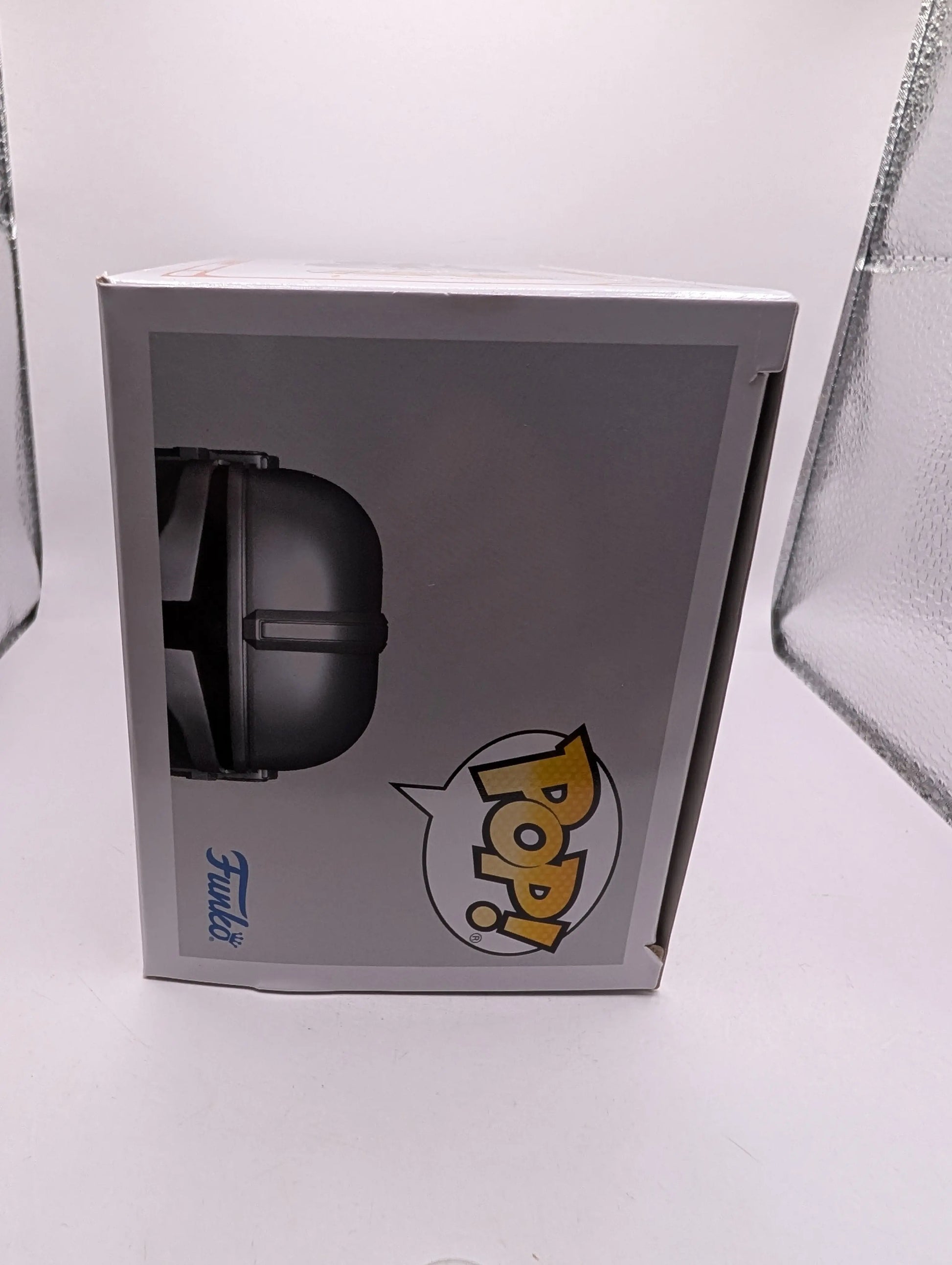 Funko Pop! Star Wars The Mandalorian with Darksaber #663 FRENLY BRICKS - Open 7 Days