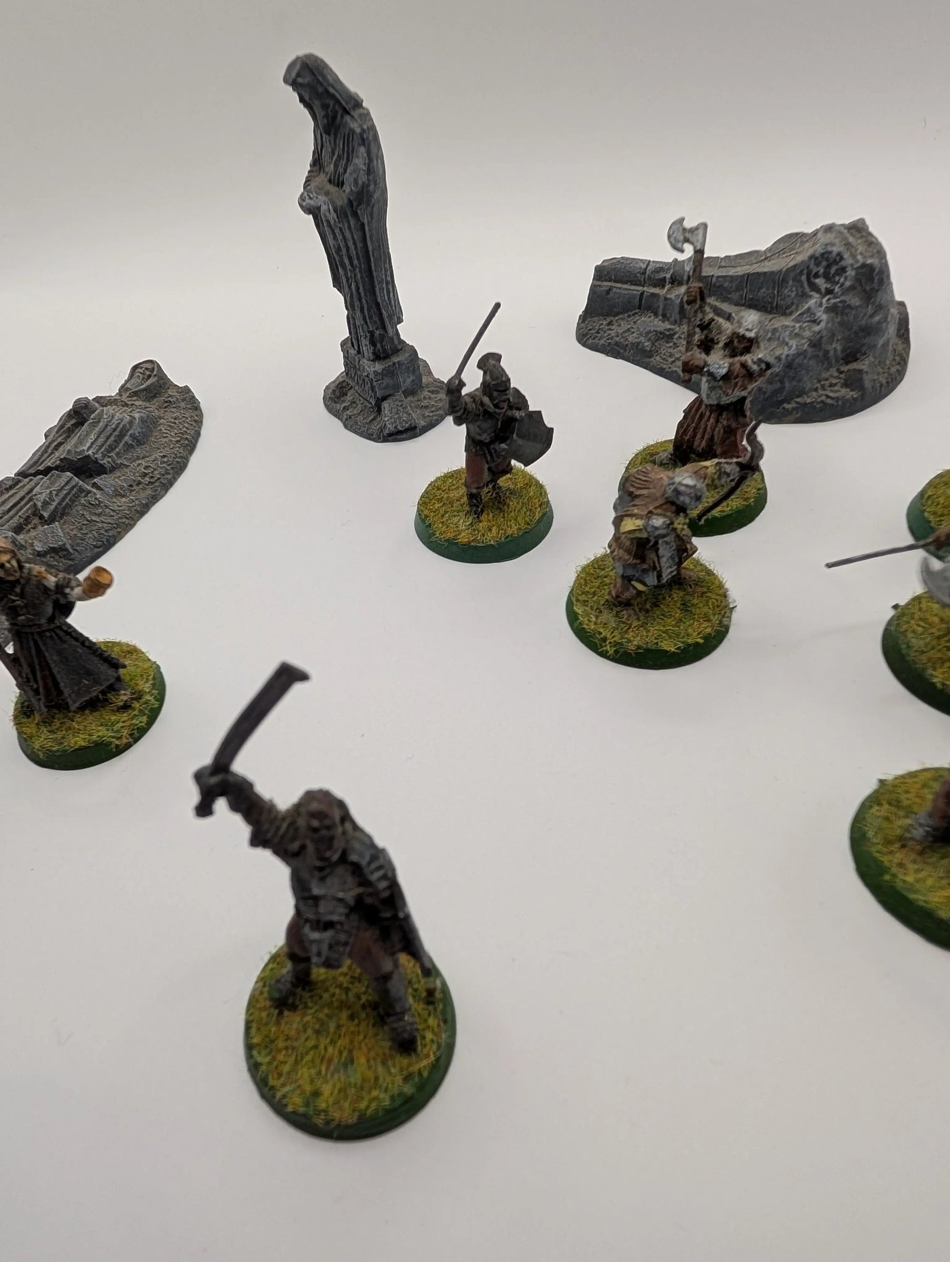 Lord of the Rings Games Workshop Orcs, Lurtz, Aragorn, Legolas, Boromir, Frodo Lot FRENLY BRICKS - Open 7 Days