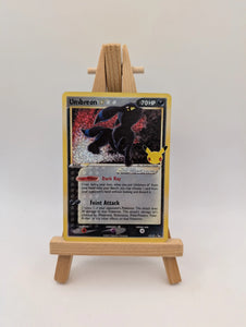 Umbreon Gold Star 17/17 Pokémon TCG Celebrations Classic Collection
