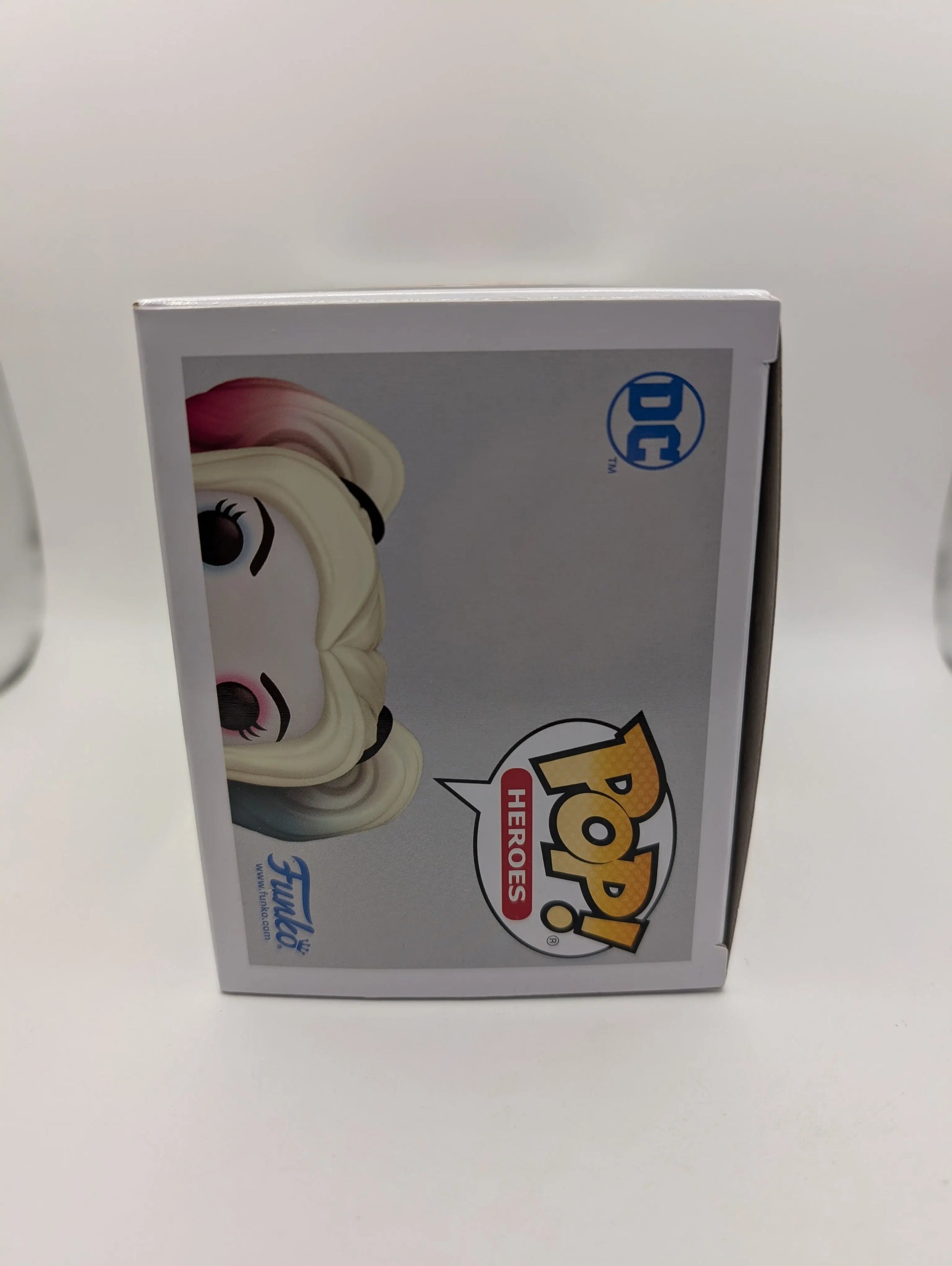 Funko Pop DC Animated Harley Quinn #494 Vinyl Figure FRENLY BRICKS - Open 7 Days