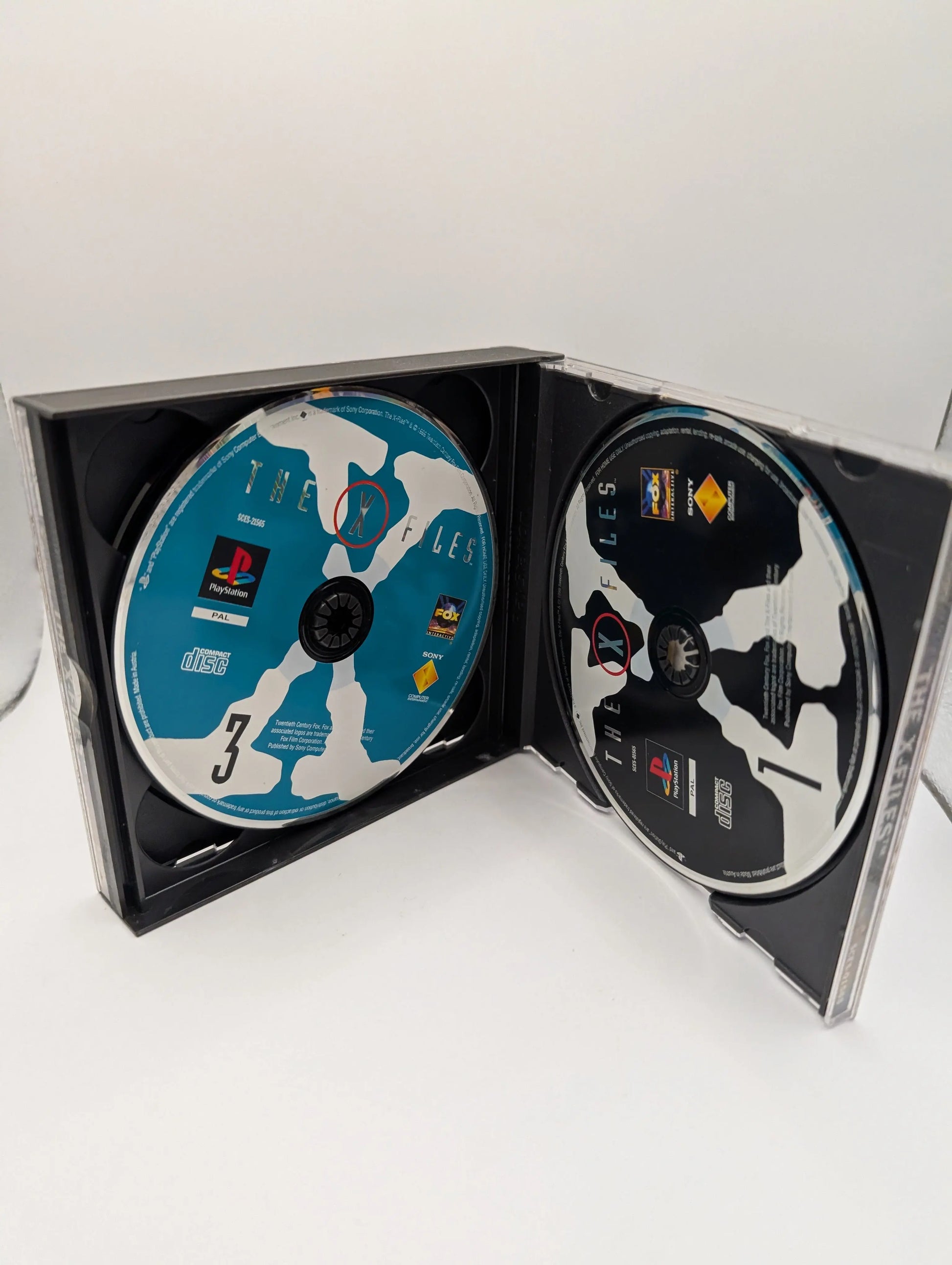 The X-Files Game Sony Playstation - 4 Disc Set - Excellent Condition FRENLY BRICKS - Open 7 Days