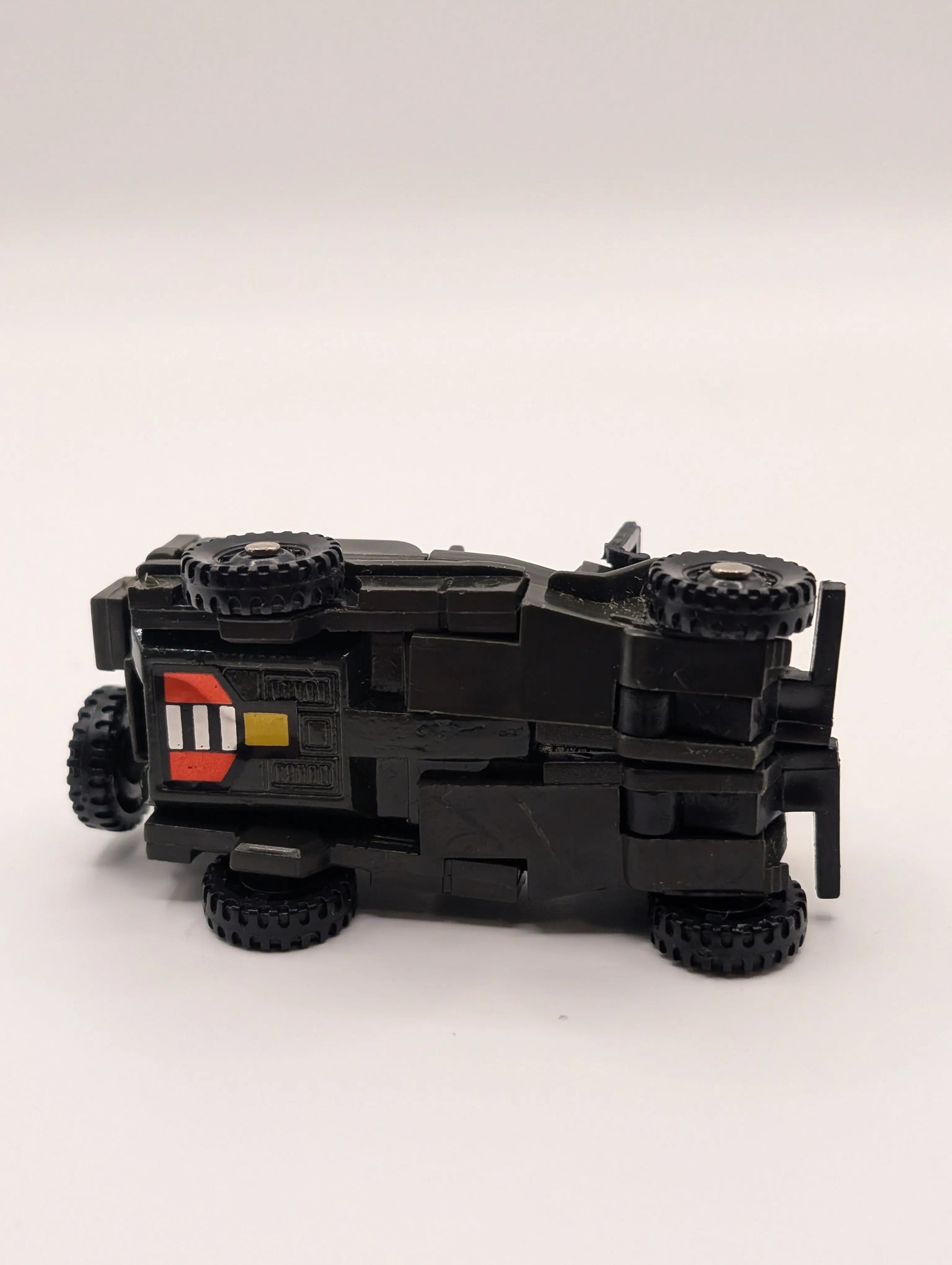 Tonka GoBots Geeper-Creeper MR-28 Renegade Army Jeep 1983 Vintage FRENLY BRICKS - Open 7 Days