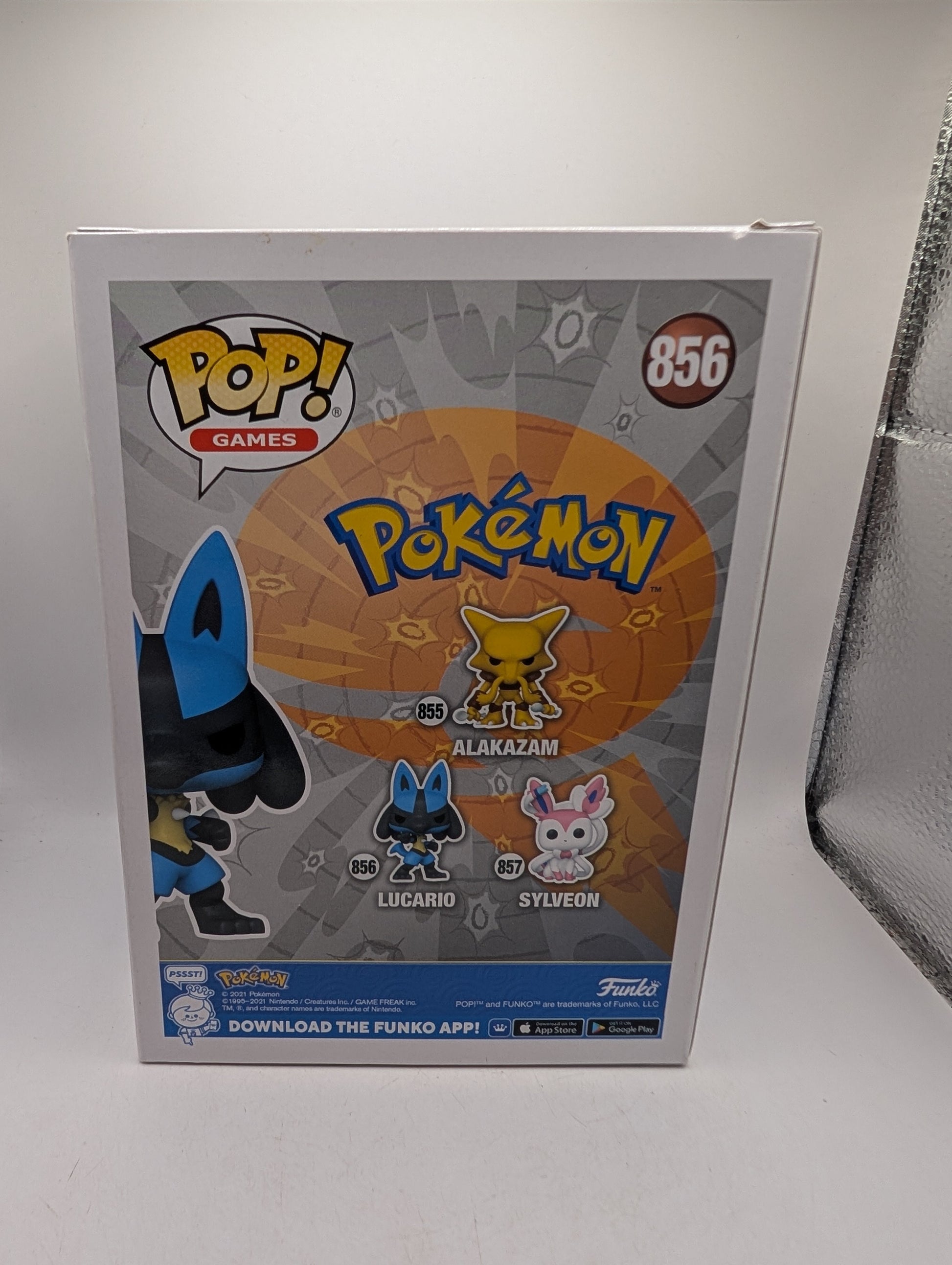 Funko POP! Games  - Pokémon - Lucario #856 FRENLY BRICKS - Open 7 Days