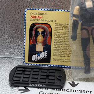 GI JOE~ 2001 ZARTAN ~ SPY EXCELLENT~ 100% complete & CARD 2000 FRENLY BRICKS - Open 7 Days