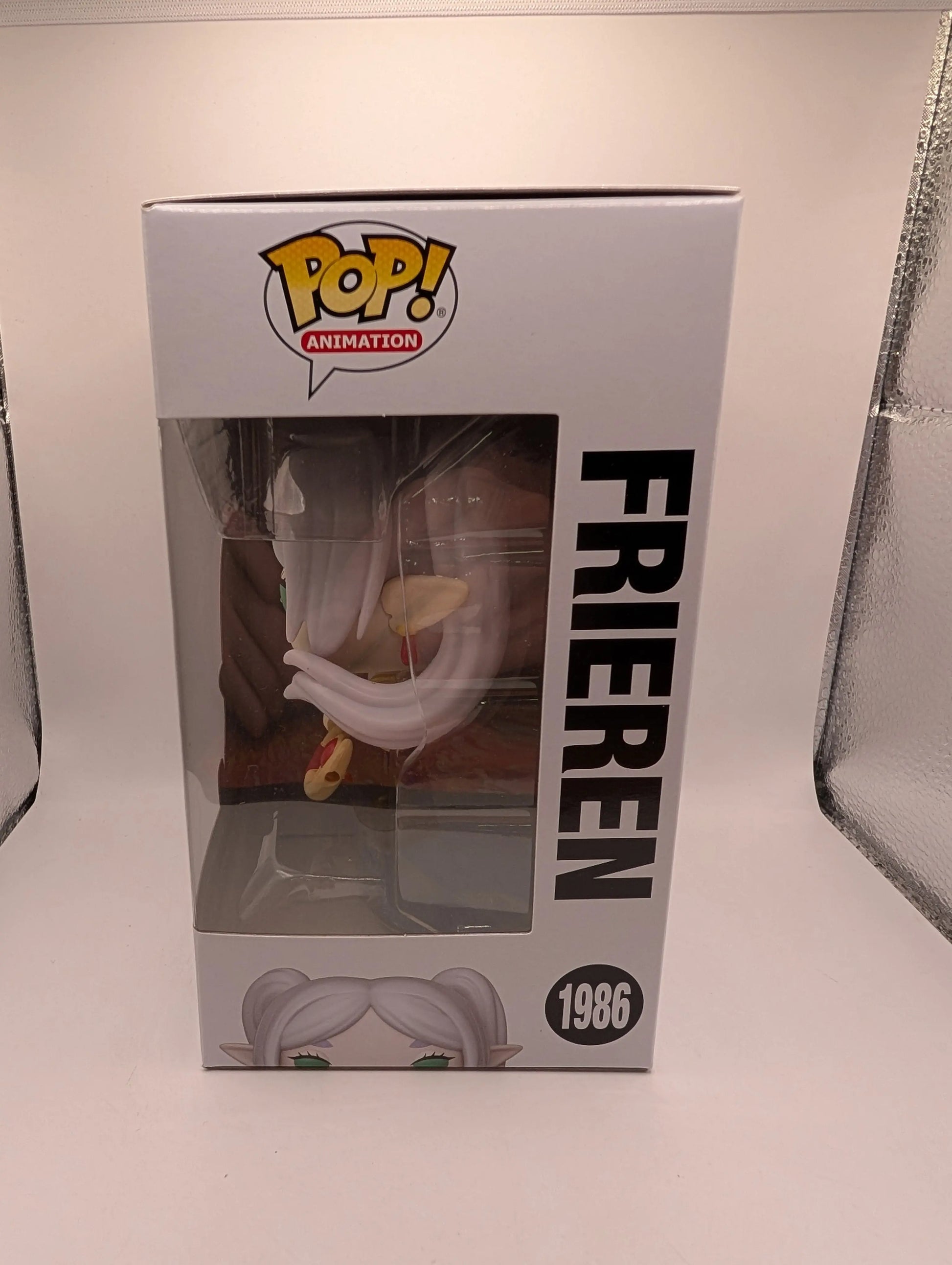 Frieren: Beyond Journey's End - Frieren Pop! Vinyl Figure #1986 FRENLY BRICKS - Open 7 Days