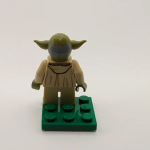 LEGO Jedi Master Yoda Minifigure Olive Green sw0471 from Set 75017 FRENLY BRICKS - Open 7 Days