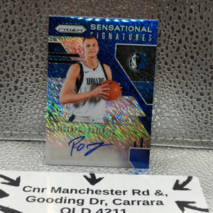 2019-20 Panini Prizm Sensational Signatures Blue Shimmer Kristaps Porzingas AUTO FRENLY BRICKS - Open 7 Days