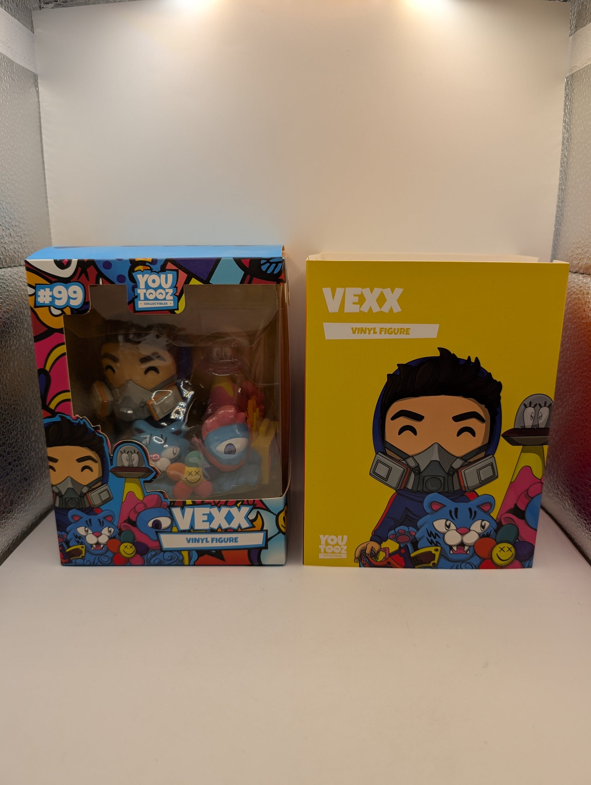 Youtooz: Art Collection [Vexx] Vinyl Figure #99 FRENLY BRICKS - Open 7 Days