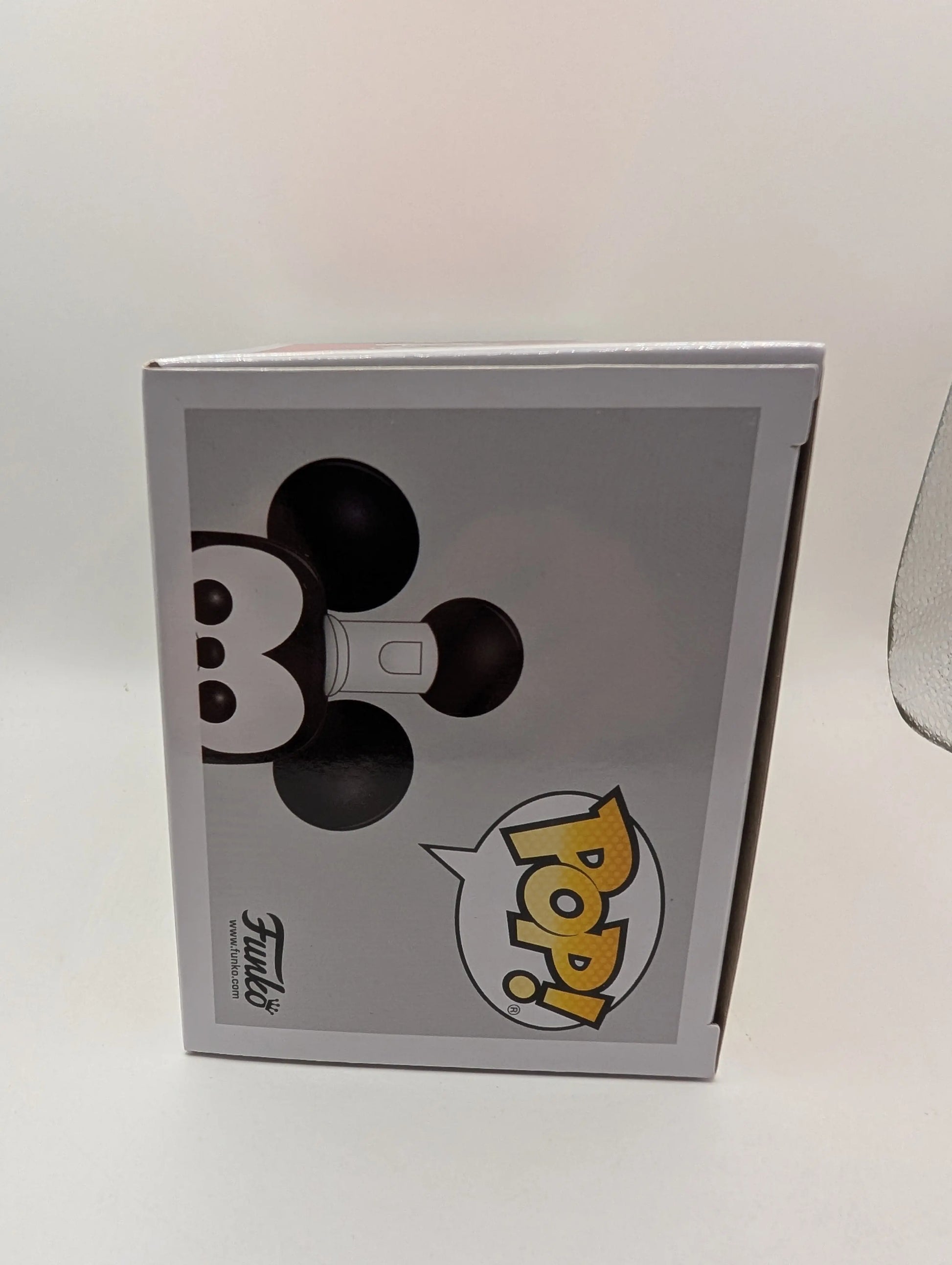 Funko Pop! Vinyl: Disney - Mickey Mouse (Steamboat Willie) #425 FRENLY BRICKS - Open 7 Days