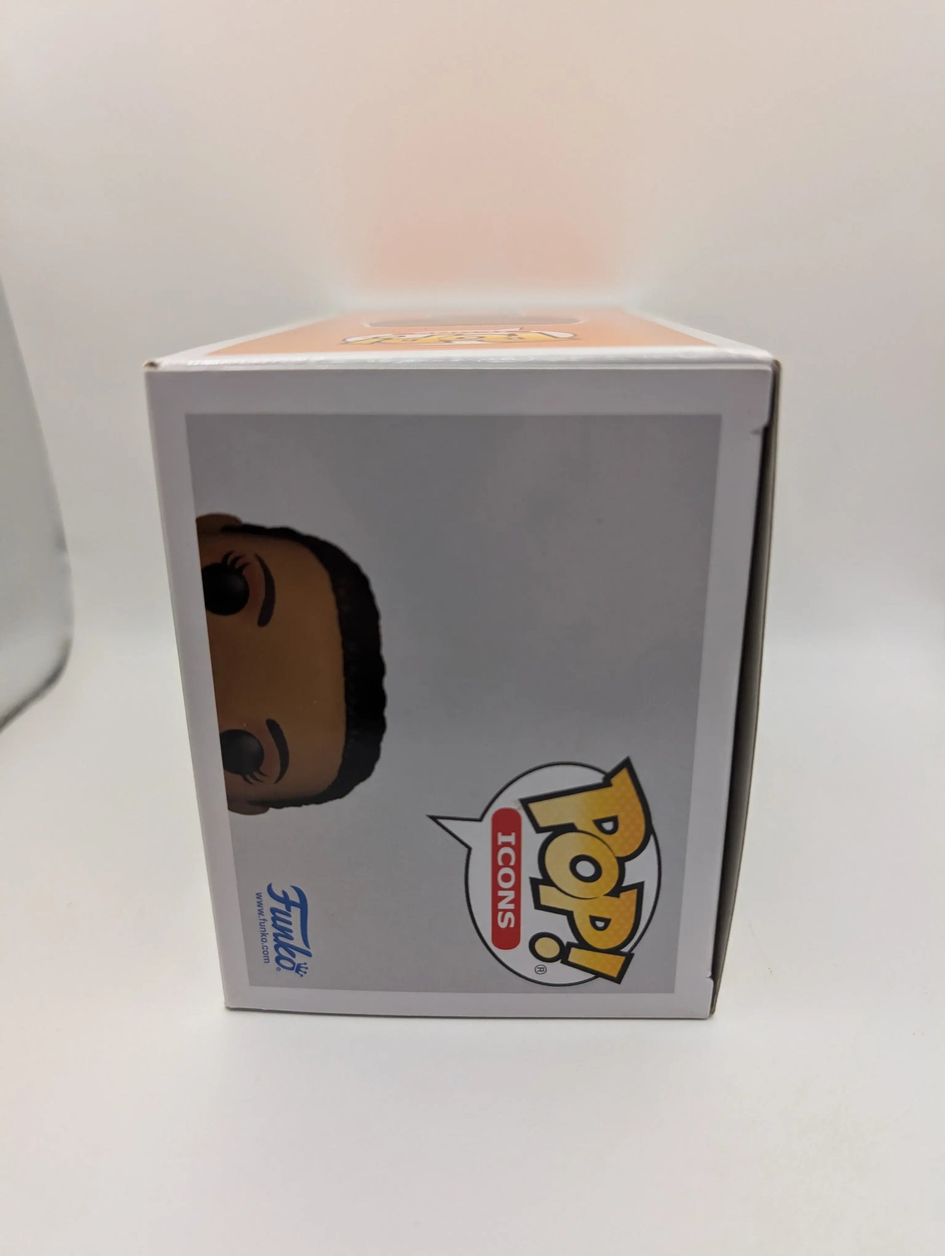 Funko Pop Vinyl Figure - Whitney Houston # 25 FRENLY BRICKS - Open 7 Days