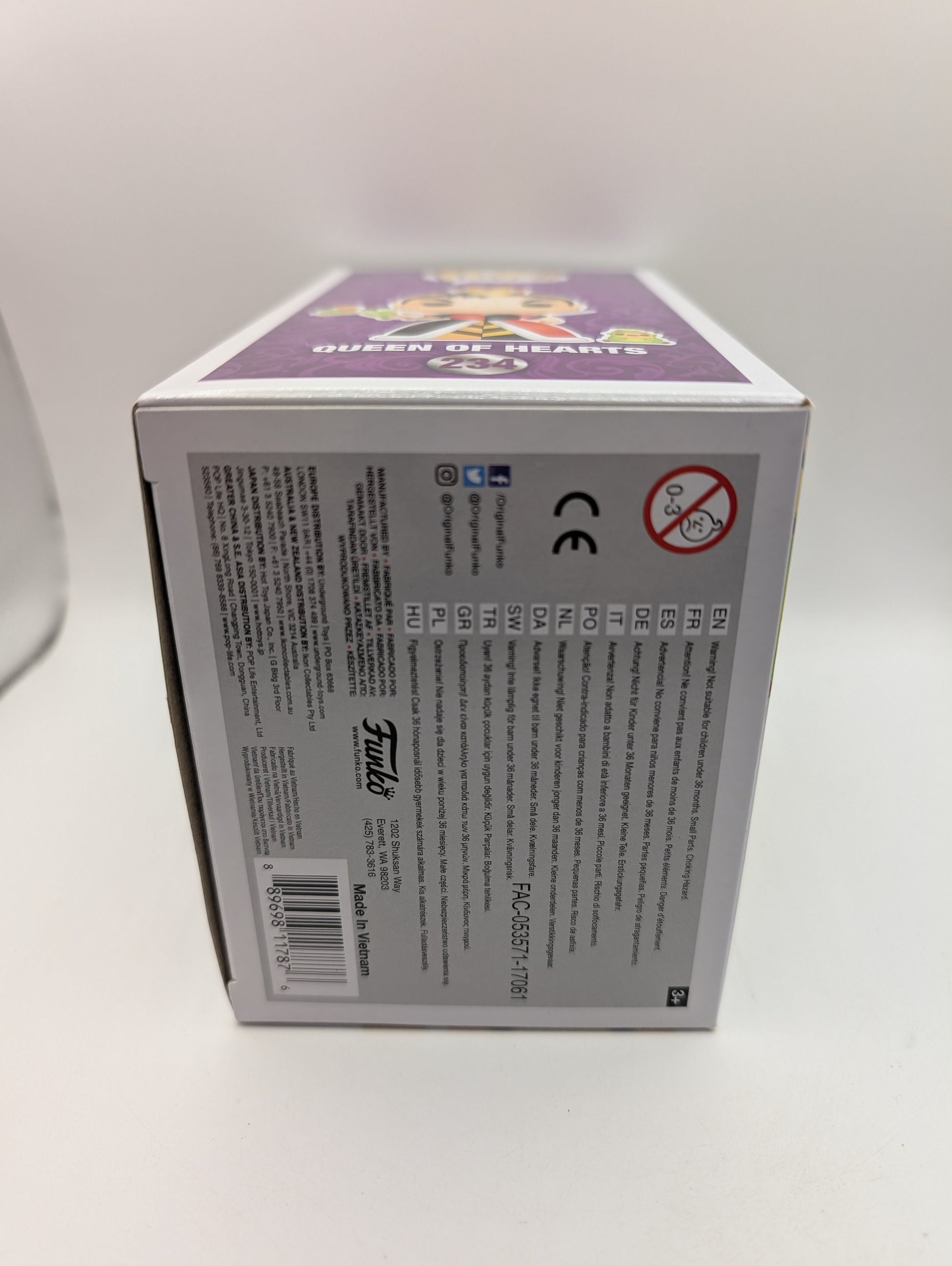 Funko POP! Disney: Queen of Hearts #234 Alice in Wonderland FRENLY BRICKS - Open 7 Days