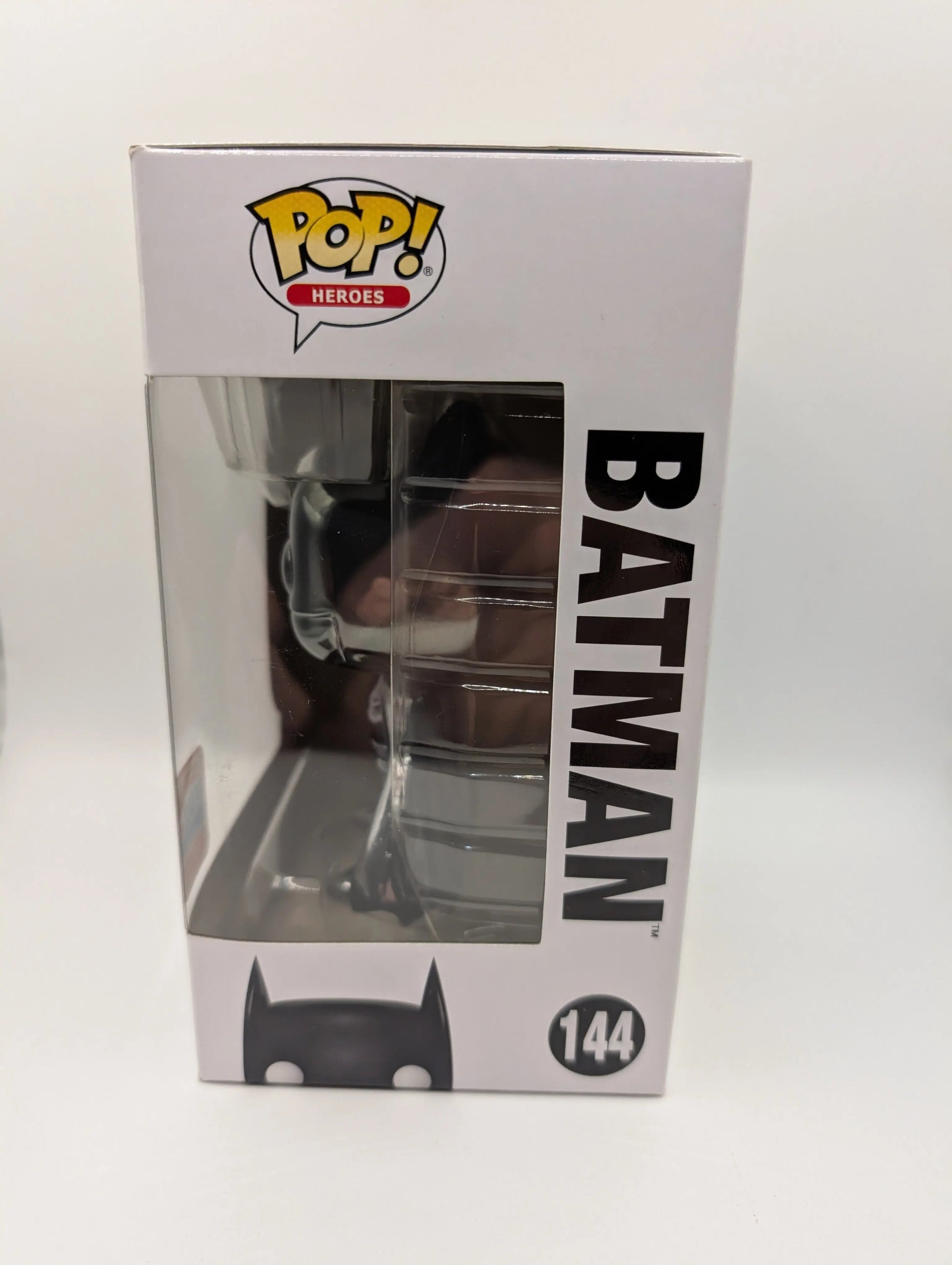 DC Super Heroes-Batman #144 Funko Pop Vinyl. Black Chrome. 2017 Fall Convention FRENLY BRICKS - Open 7 Days