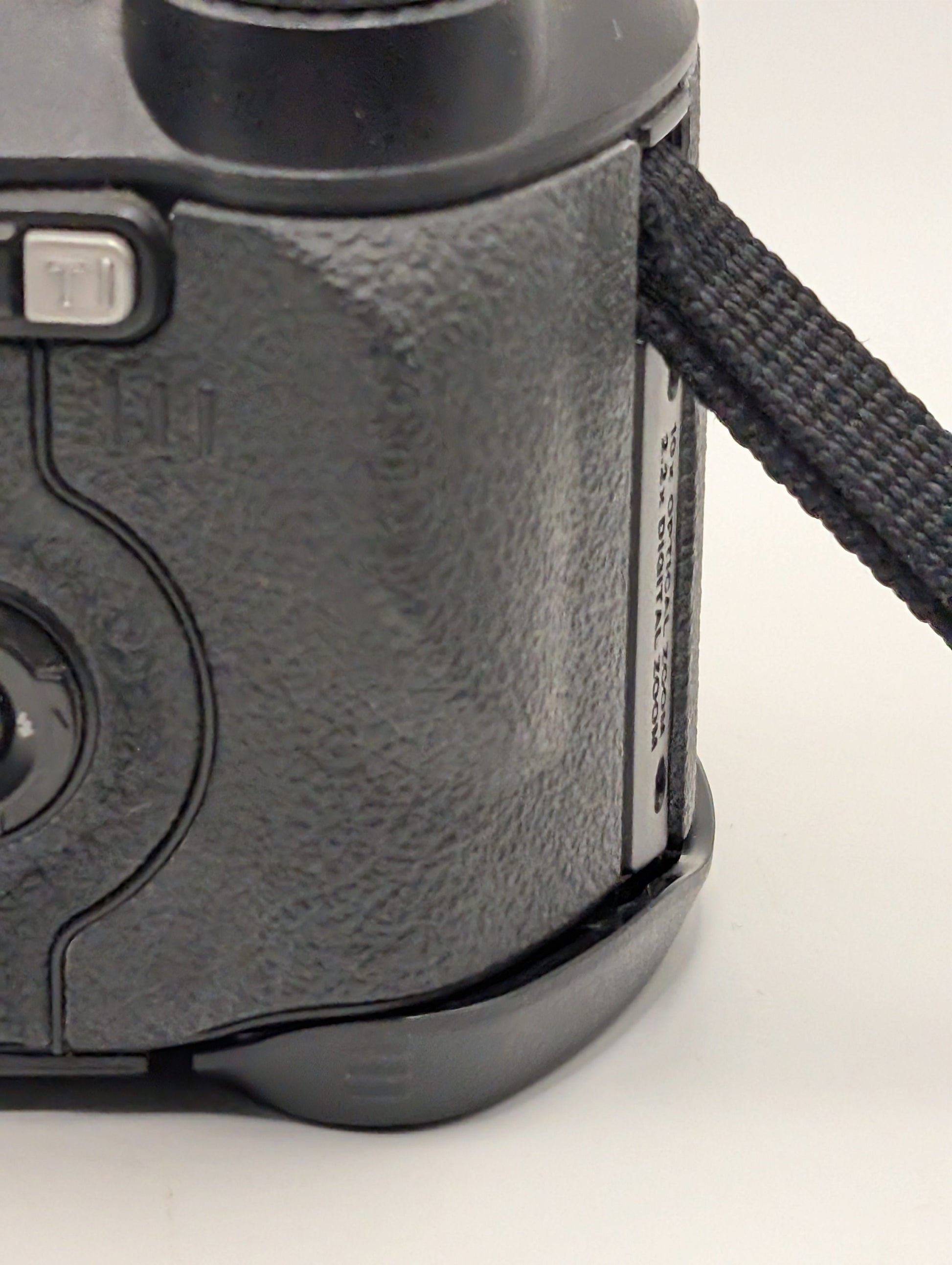 Fujifilm FinePix S5000 Digital Camera Black  Untested No Battery FRENLY BRICKS - Open 7 Days