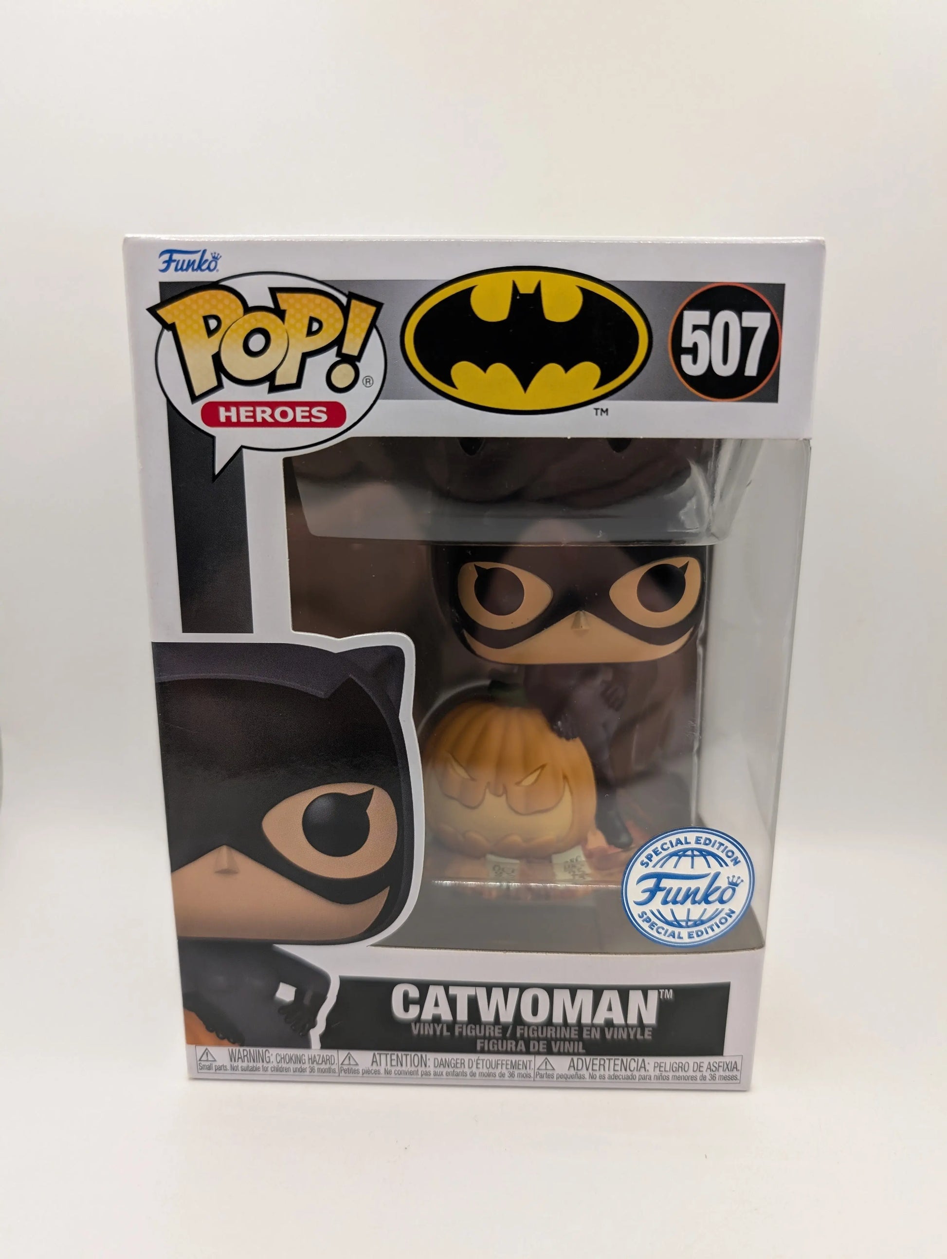 DC Comics - Catwoman with Pumpkin Pop! Vinyl Figure (RS) #507 Funko FRENLY BRICKS - Open 7 Days
