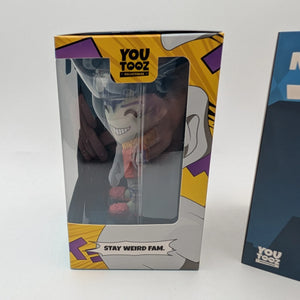 Youtooz * Nux Taku Versus * Vinyl Figure * 416 FRENLY BRICKS - Open 7 Days