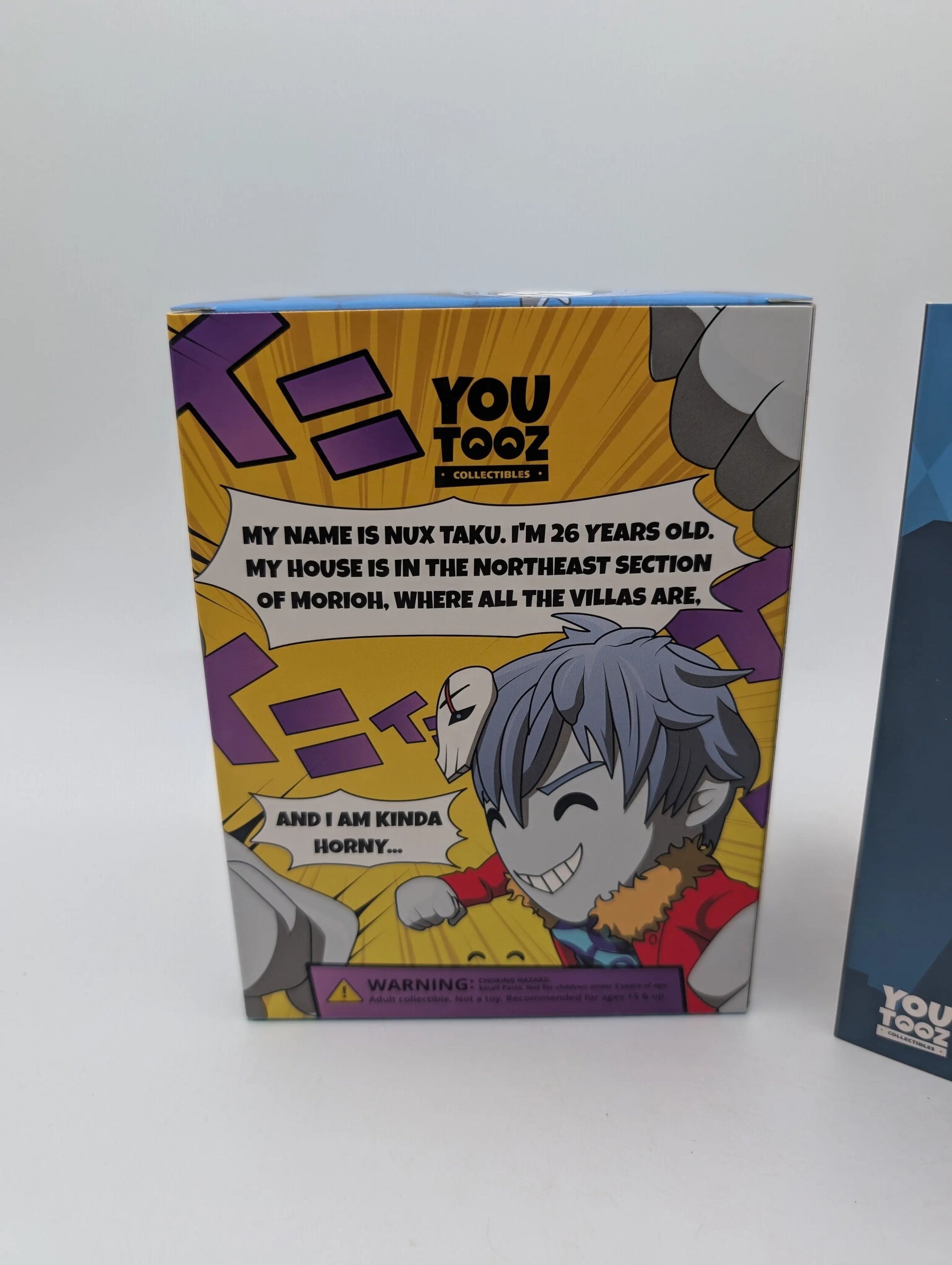 Youtooz * Nux Taku Versus * Vinyl Figure * 416 FRENLY BRICKS - Open 7 Days