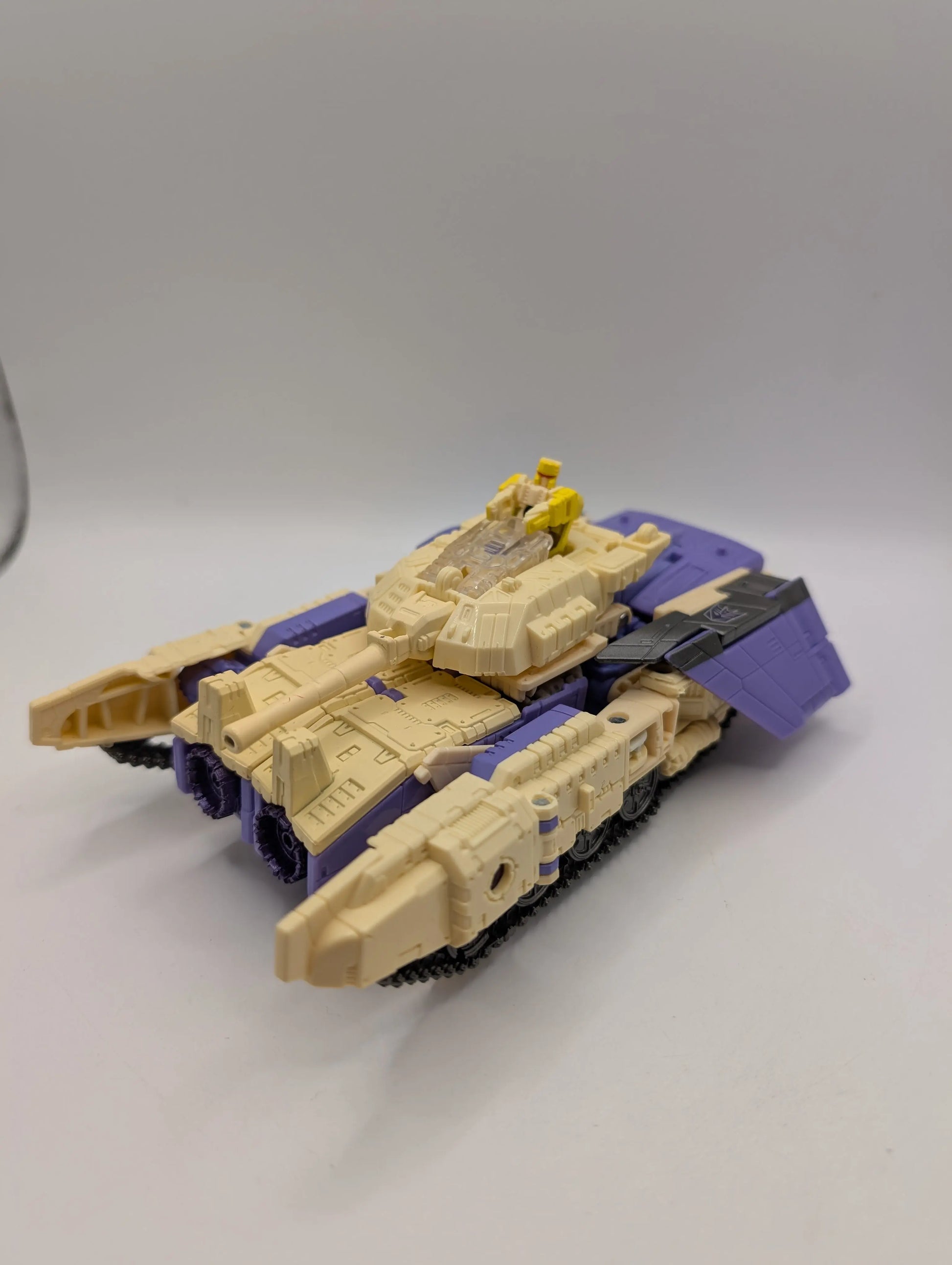 Takaratomy Generations Series Lg59 Blitzwing Japanese Ver. Action Figure Toy FRENLY BRICKS - Open 7 Days