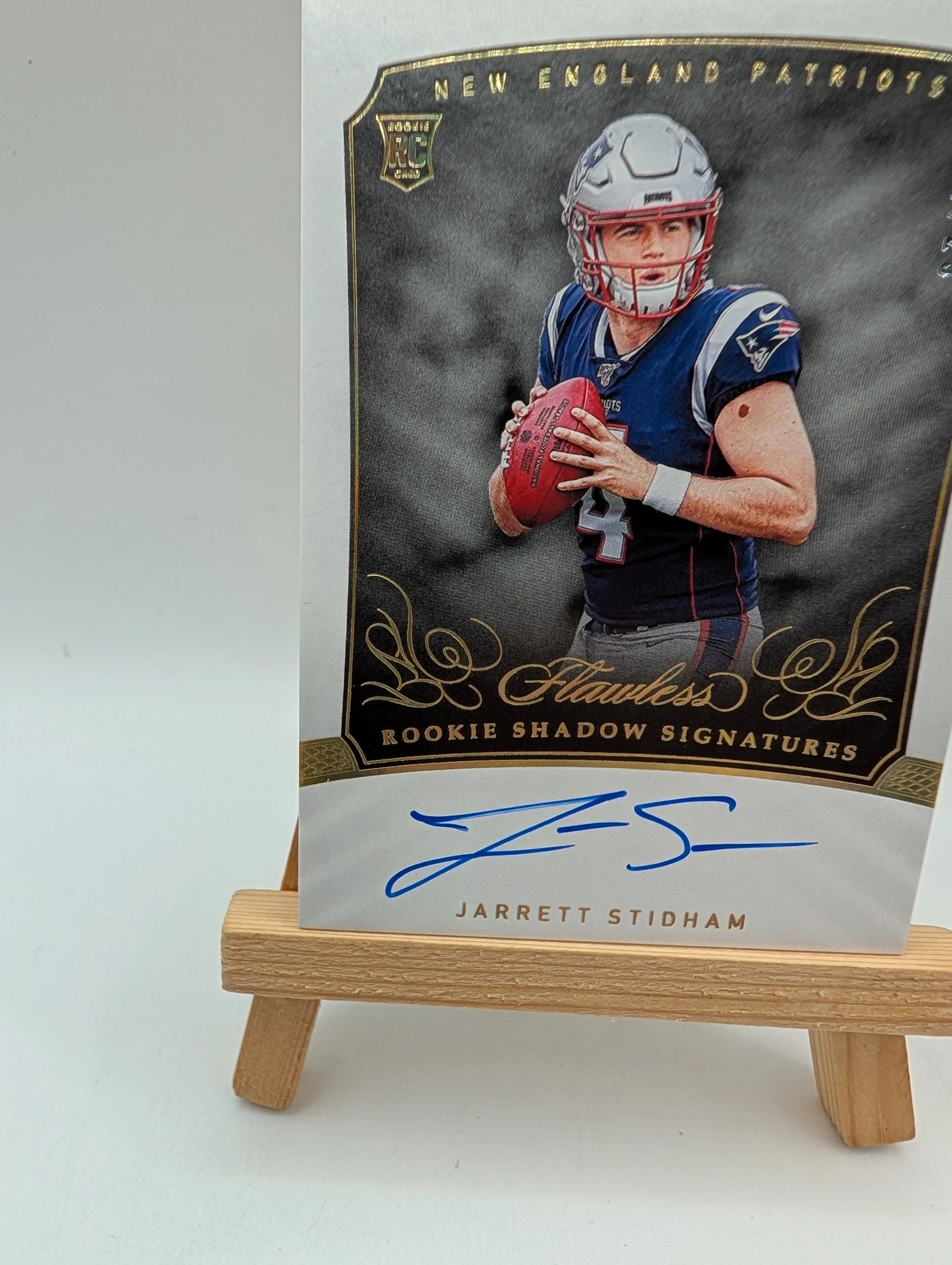 2019 Flawless Jarrett Stidham RC Shadow Signatures Gold ON CARD Auto /25 RSS-JS FRENLY BRICKS - Open 7 Days