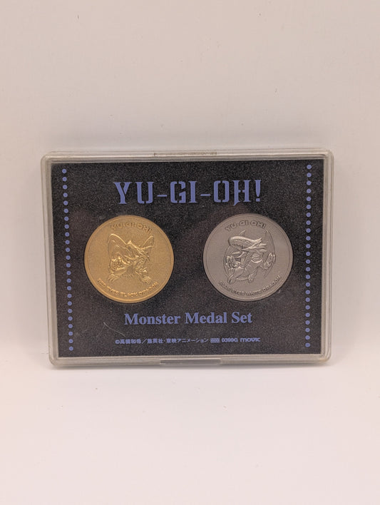 YuGiOh TOEI Blue Eyes Red Eye Vintage Monster Coin Medal MOVIE Promo Japan CN022 FRENLY BRICKS - Open 7 Days