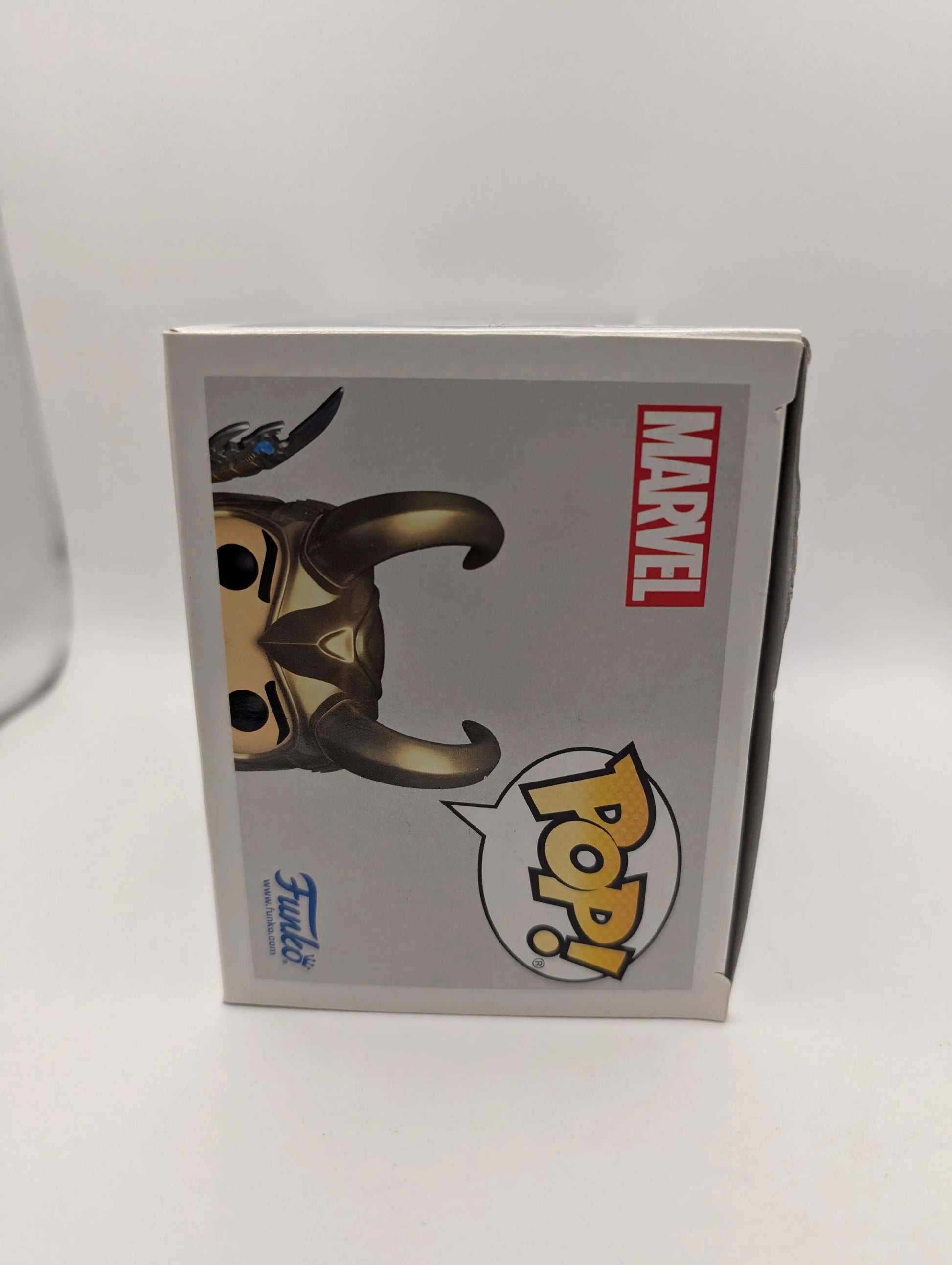 The Avengers - Loki with Scepter Glow in the Dark Pop! Vinyl Figure (RS) #985 FRENLY BRICKS - Open 7 Days