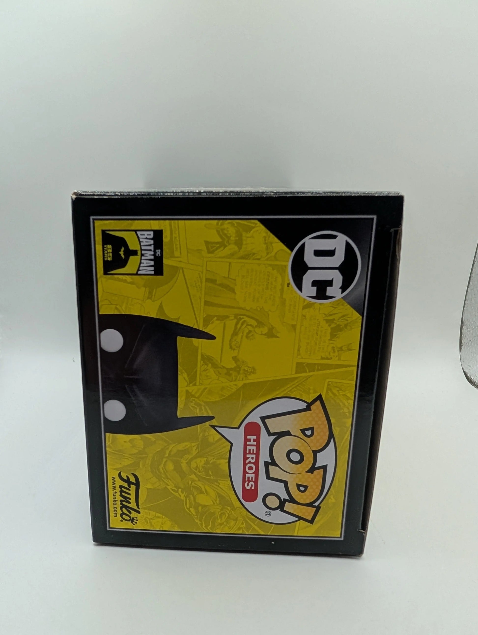 Funko POP! Heroes Batman (1989) #518 Batman Vinyl FRENLY BRICKS - Open 7 Days