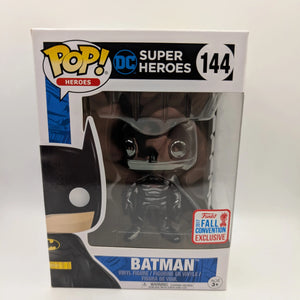 DC Super Heroes-Batman #144 Funko Pop Vinyl. Black Chrome. 2017 Fall Convention FRENLY BRICKS - Open 7 Days