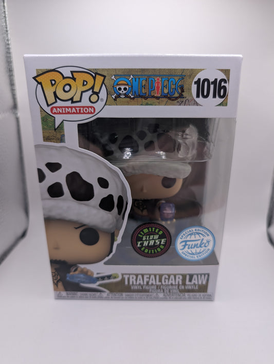 One Piece Trafalgar Law #1016 GLOW CHASE Funko Pop! in PROTECTOR FRENLY BRICKS - Open 7 Days