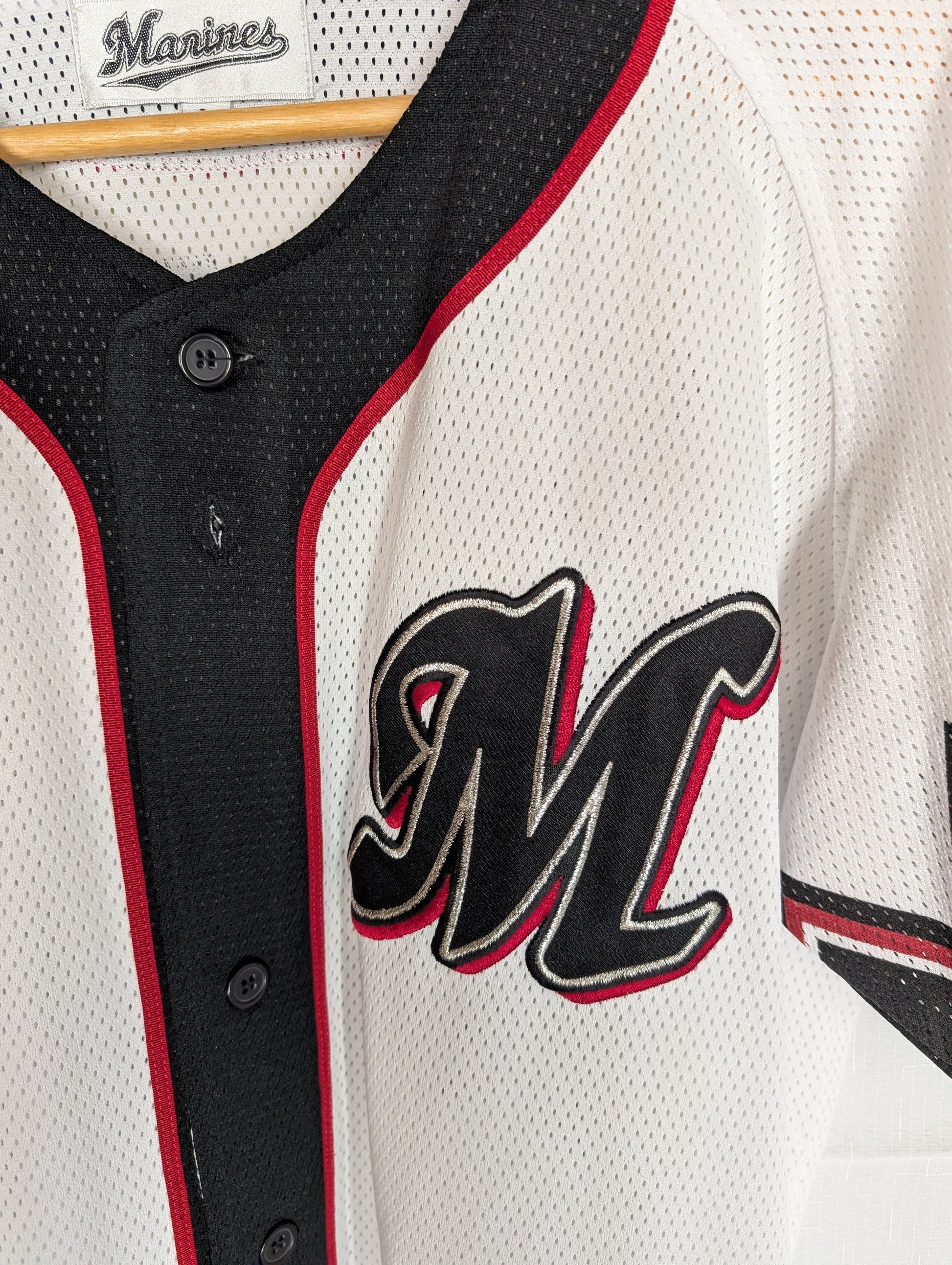 Nippon Baseball Chiba Lottes Marines "Owaku #253 Alternate White/Red Large Jersey