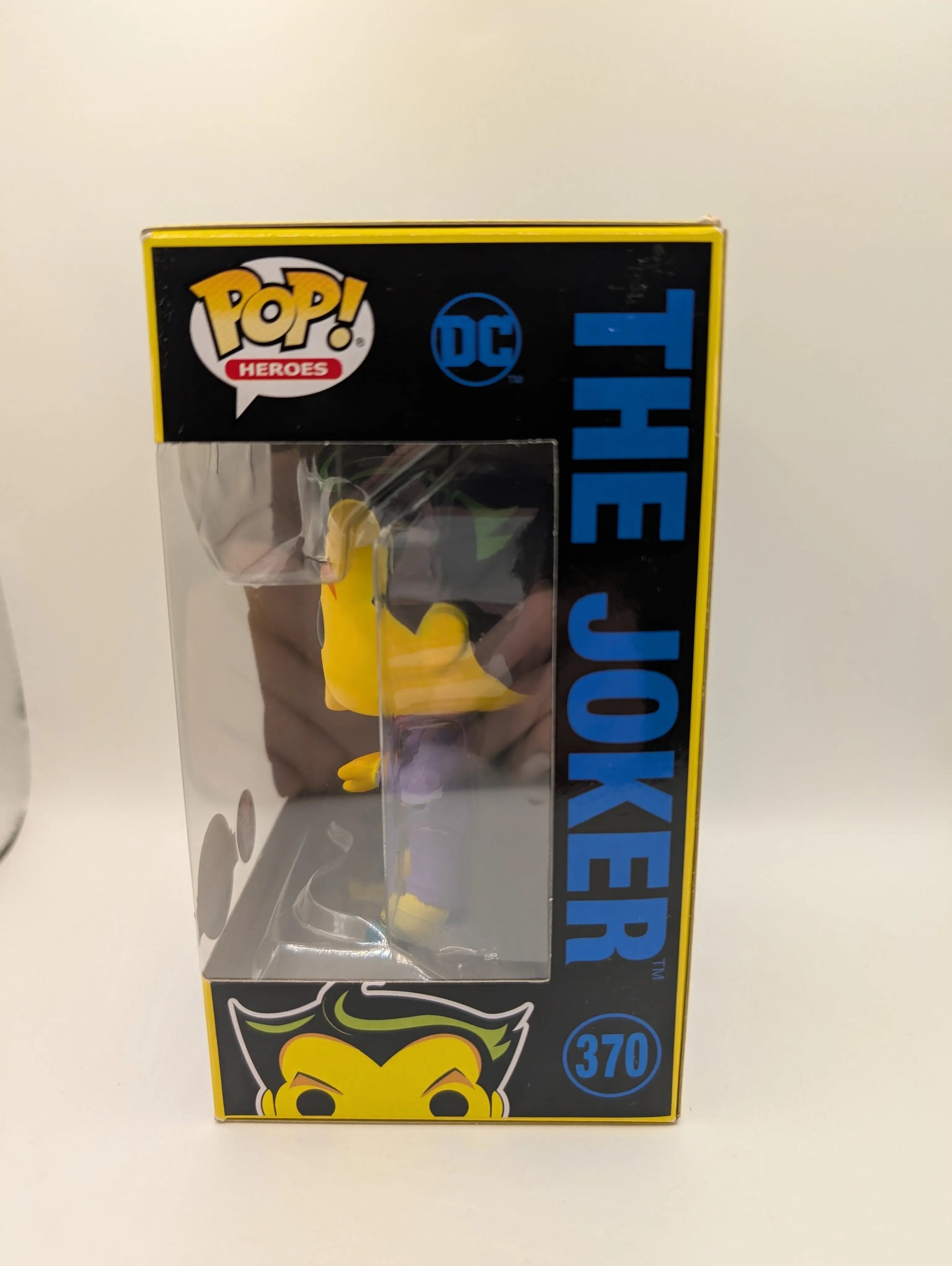 Funko Pop! Heroes - The Joker - Vinyl Figure #370 Black Light Glow FRENLY BRICKS - Open 7 Days