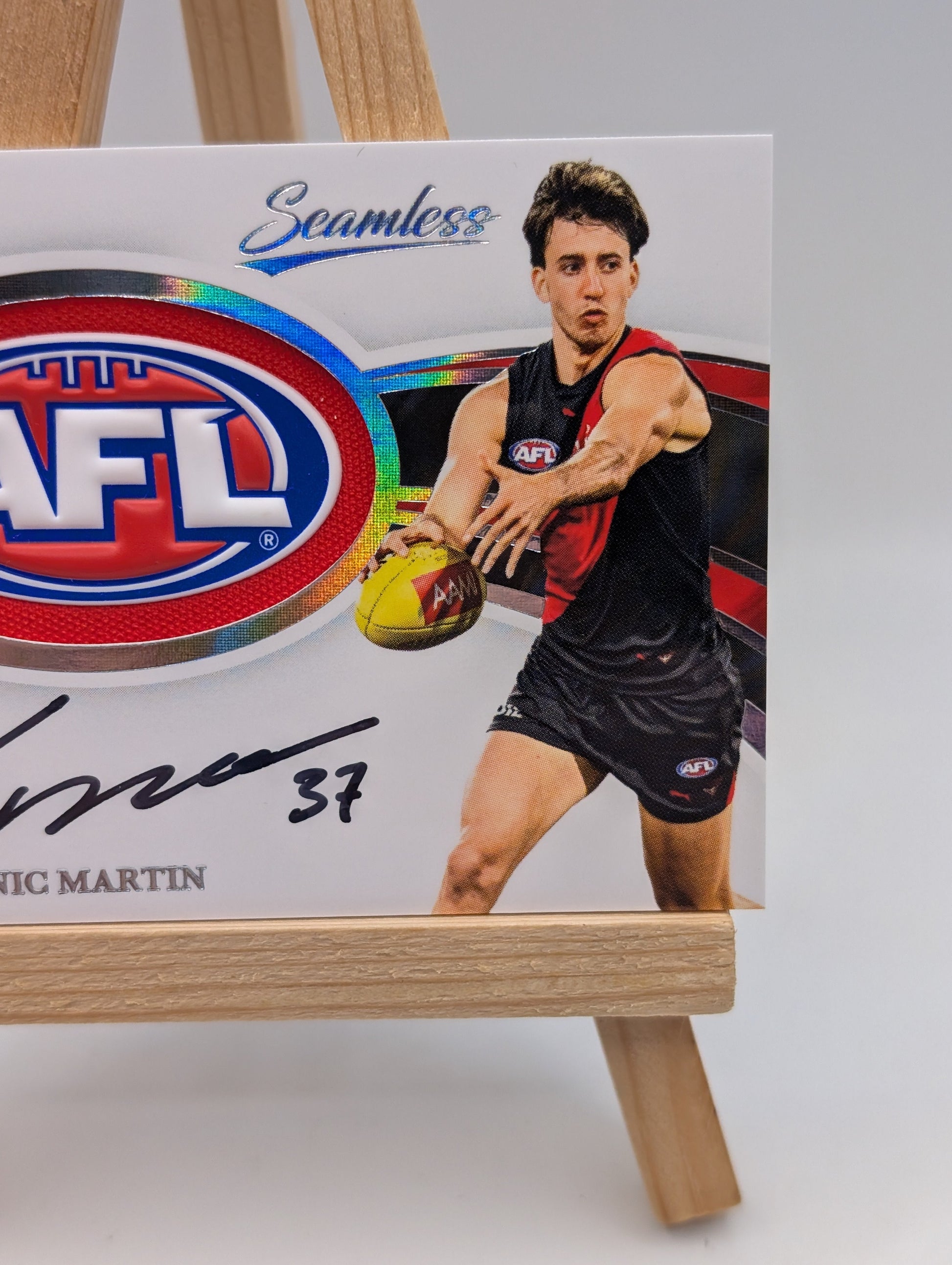 2025 AFL Select Seamless Badge Signature Nic Martin /65 Essendon Bombers FRENLY BRICKS - Open 7 Days